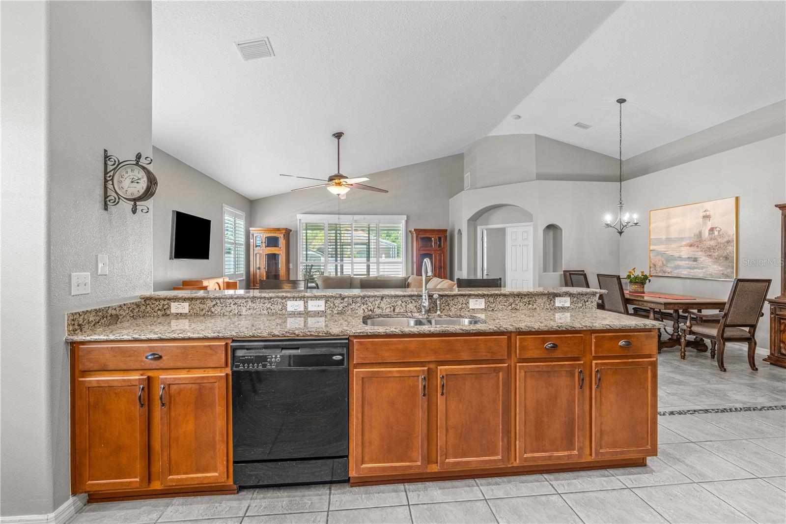 EDGEWATER LAKES PH 1A - Residential
