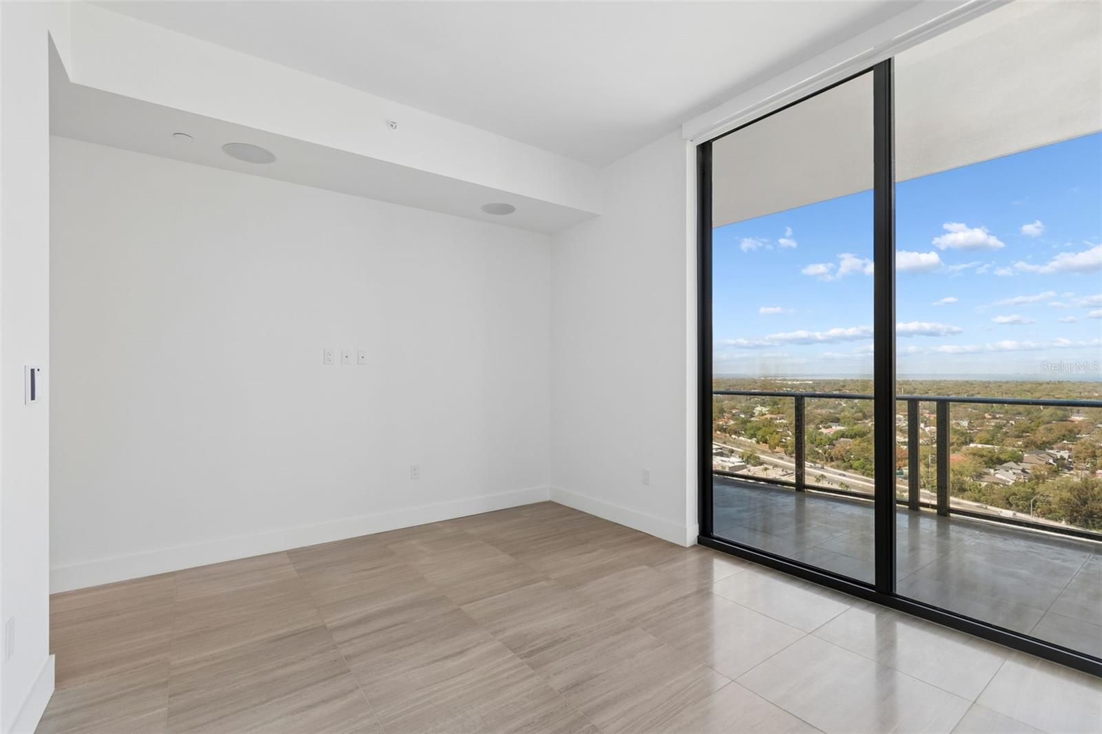 3105 BAY OAKS CONDOMINIUM - Residential