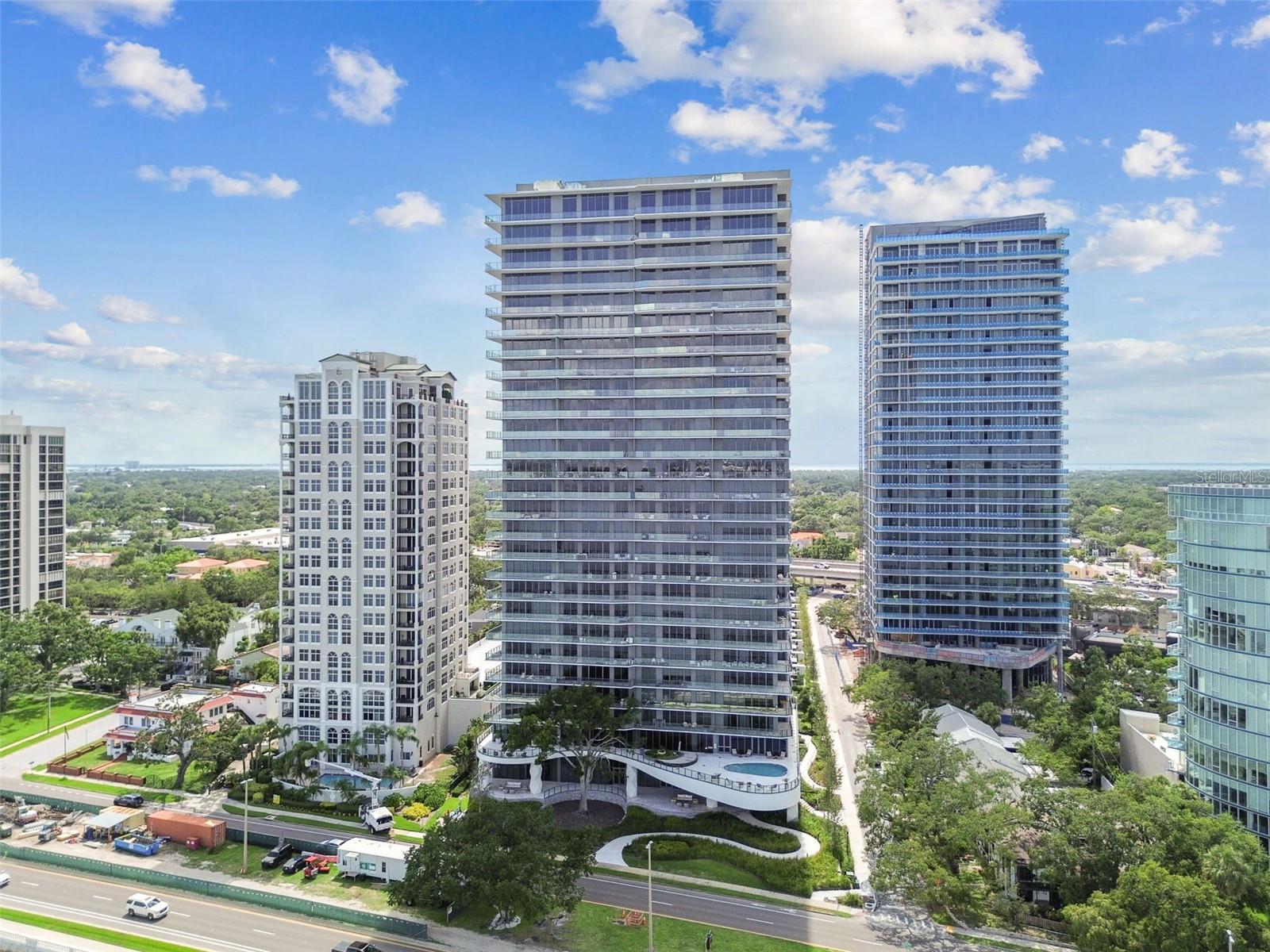 3105 BAY OAKS CONDOMINIUM - Residential