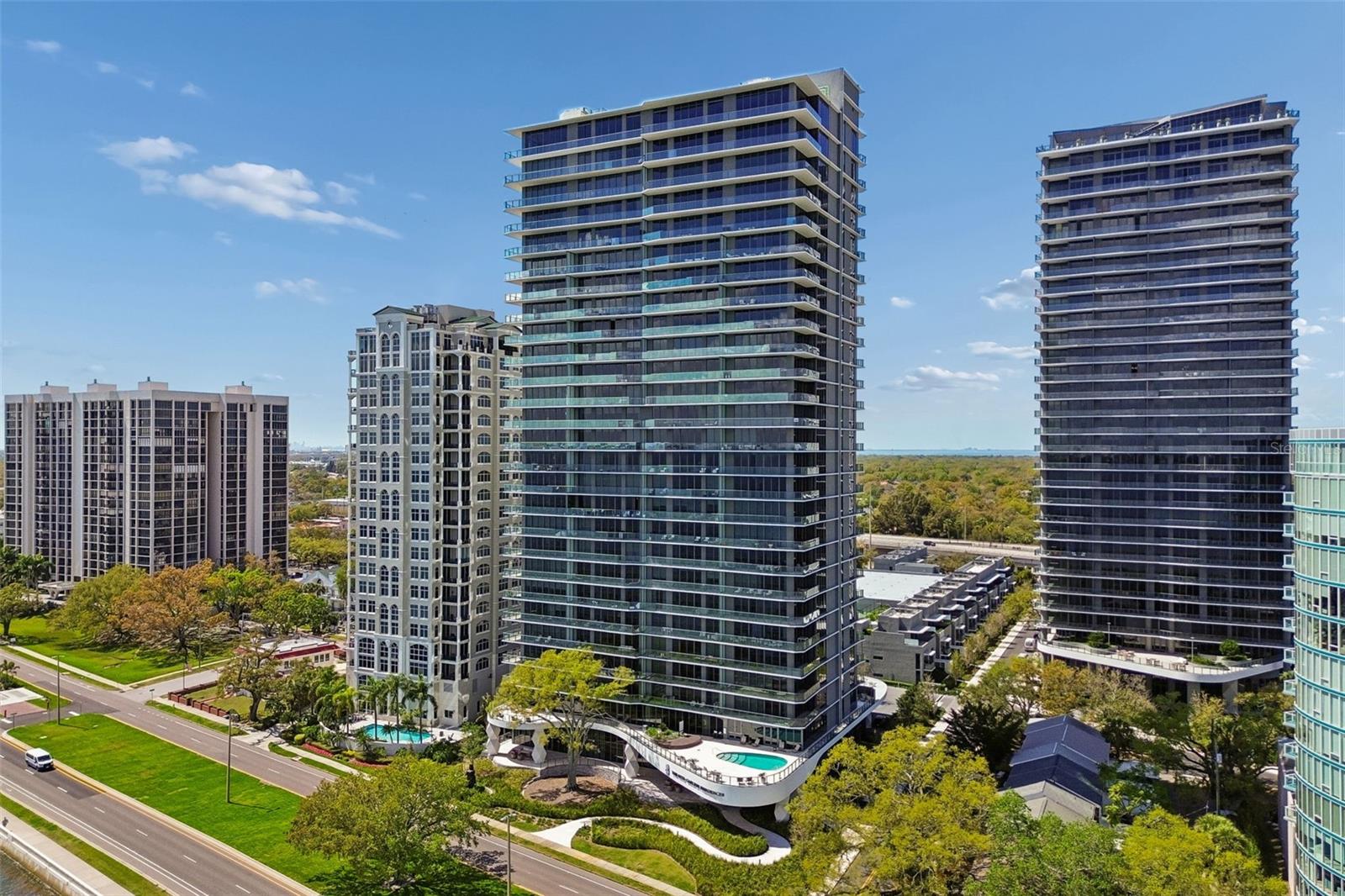 3105 BAY OAKS CONDOMINIUM - Residential