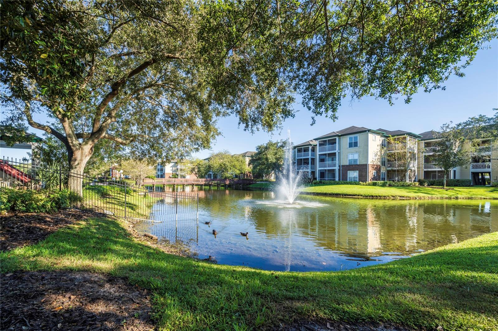 THE LANDINGS OF TAMPA A CONDOM - Residential Lease
