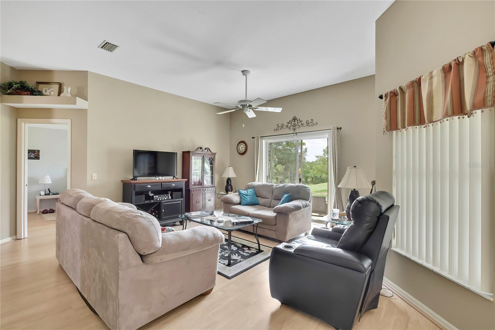 LAUREL RIDGE 01 - Residential