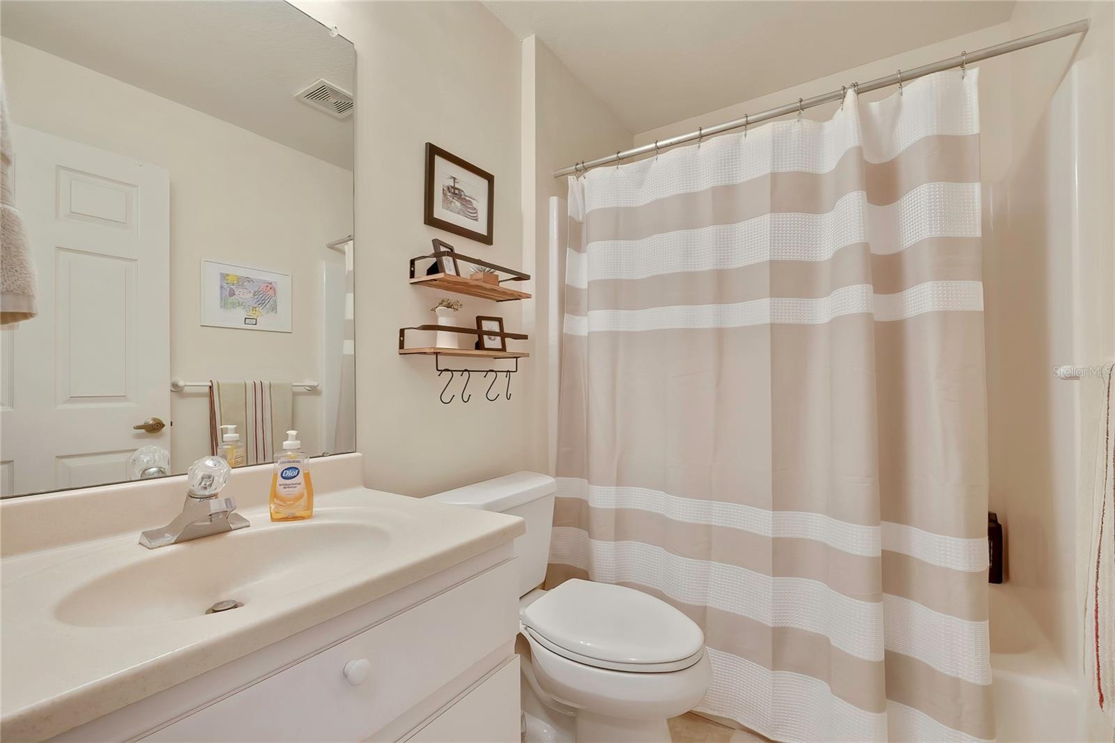 LAUREL RIDGE 01 - Residential