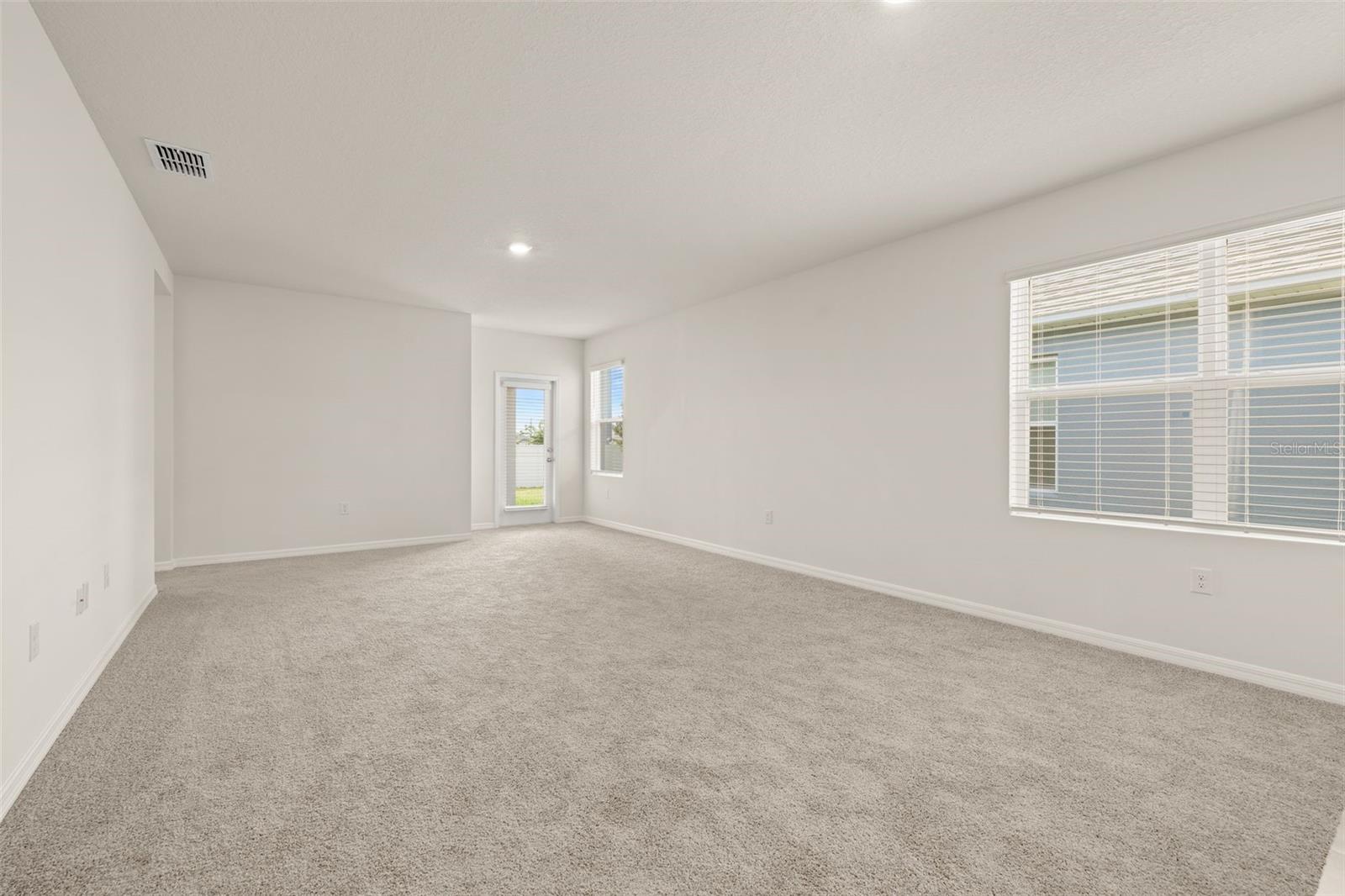 LAKE DEER ESTATES - Residential