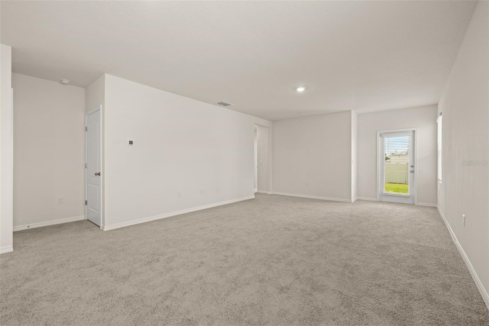 LAKE DEER ESTATES - Residential