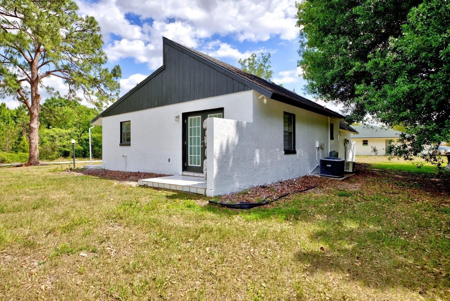 AVON PARK LAKES - Residential