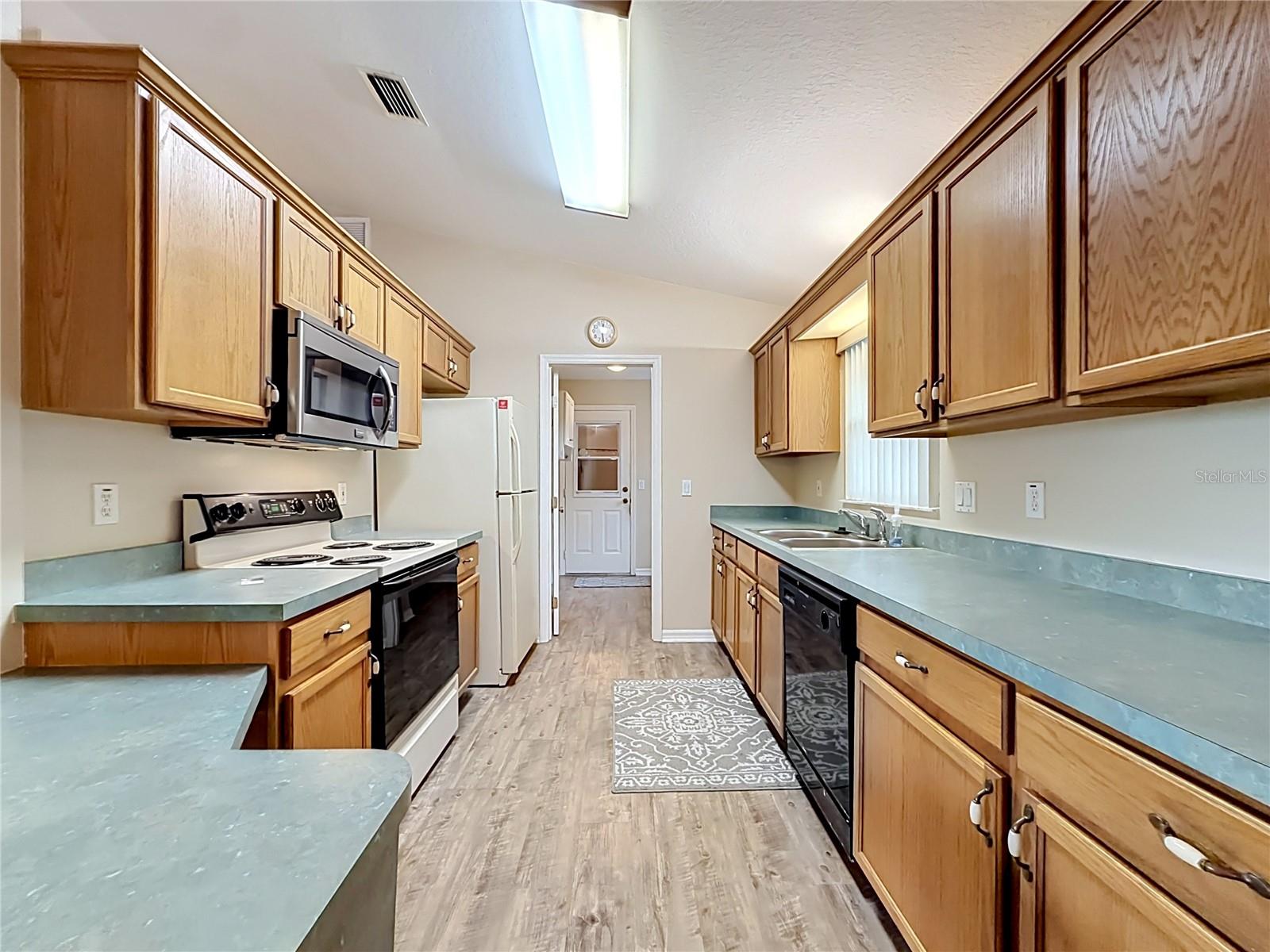 QUAIL MEADOW - Residential