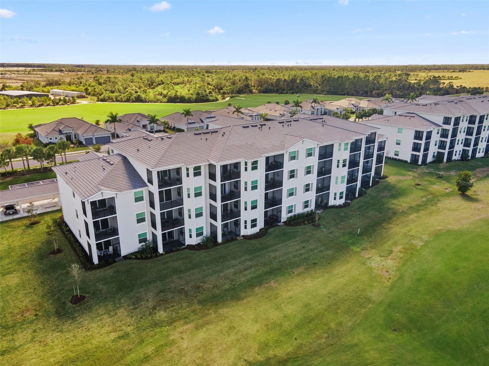 WELLEN PARK GOLF AND COUNTRY CLUB - Residential