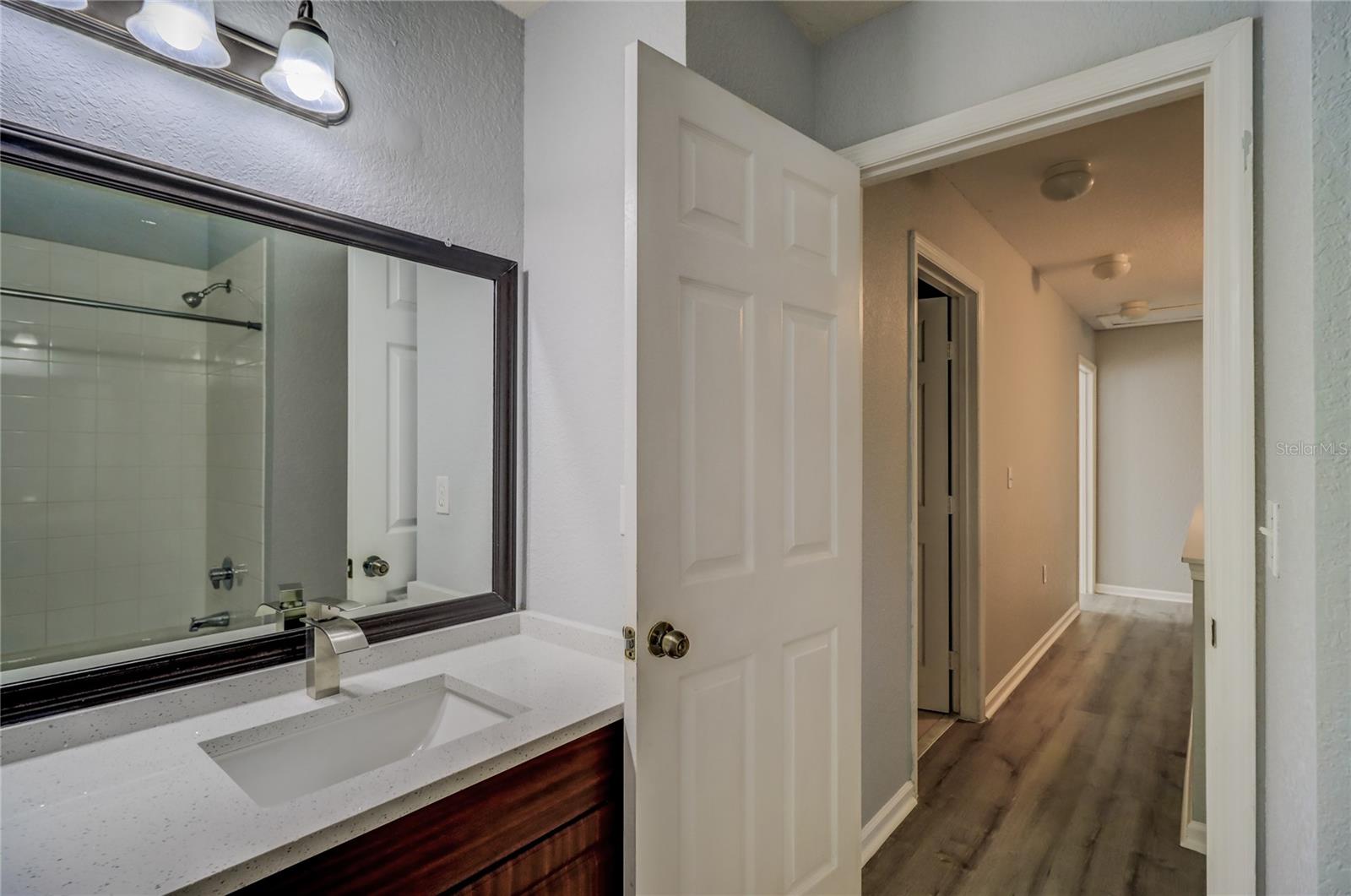 EMERALD POINTE TWNHMS AT TA - Residential