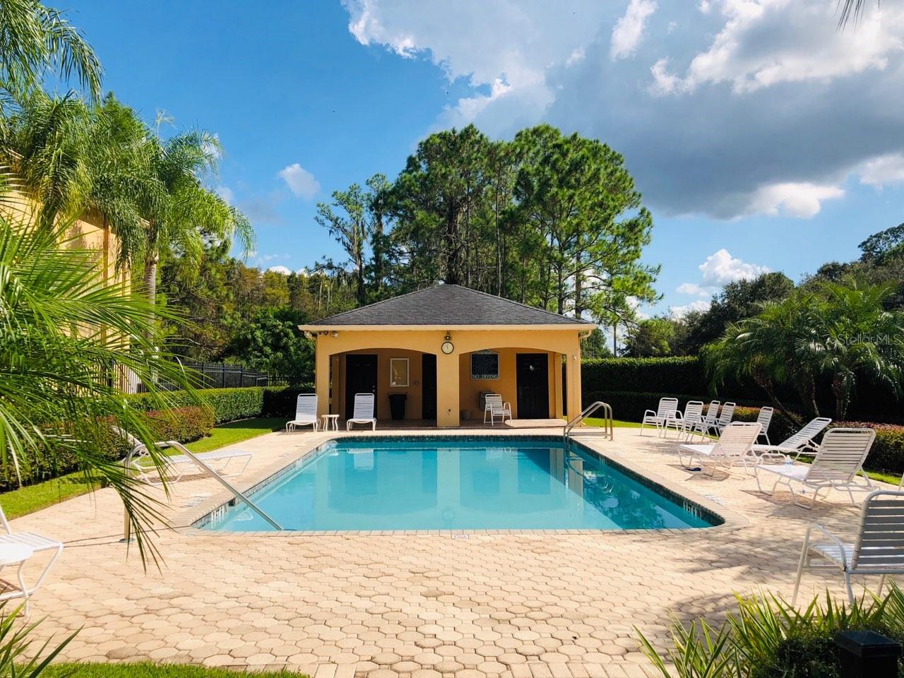 EMERALD POINTE TWNHMS AT TA - Residential