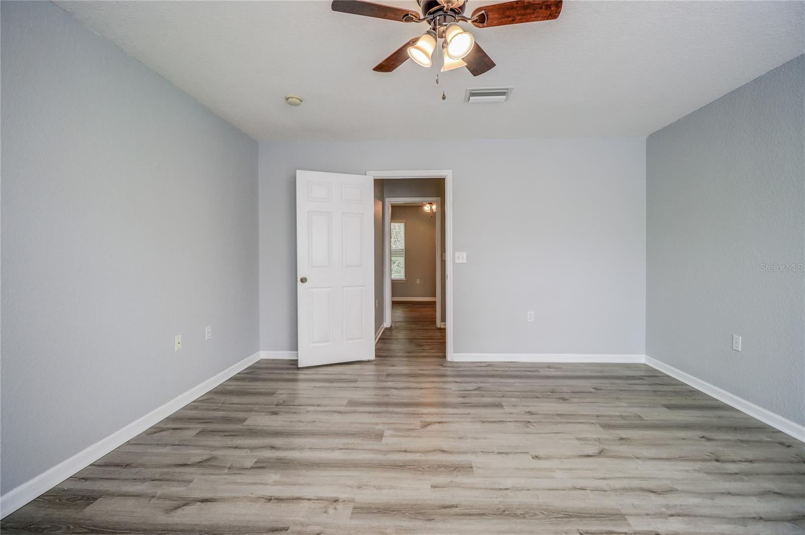 EMERALD POINTE TWNHMS AT TA - Residential