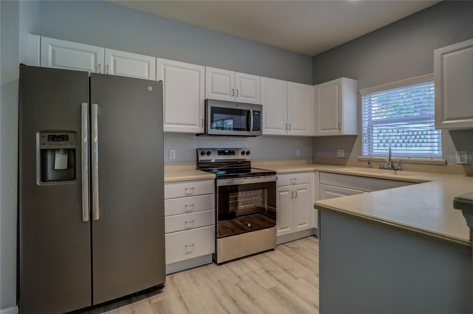 EMERALD POINTE TWNHMS AT TA - Residential