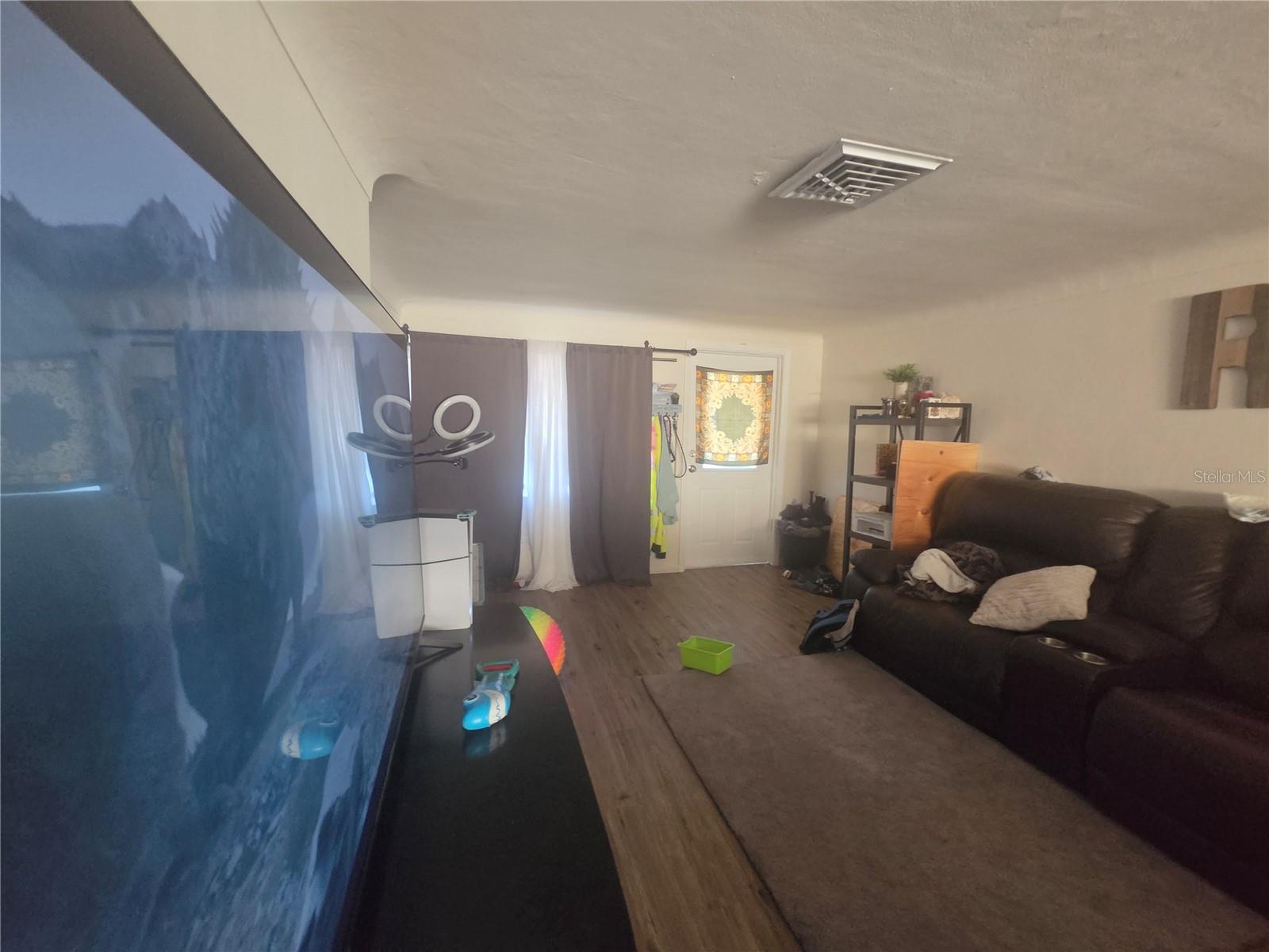 HUDSON BEACH ESTATES - Residential