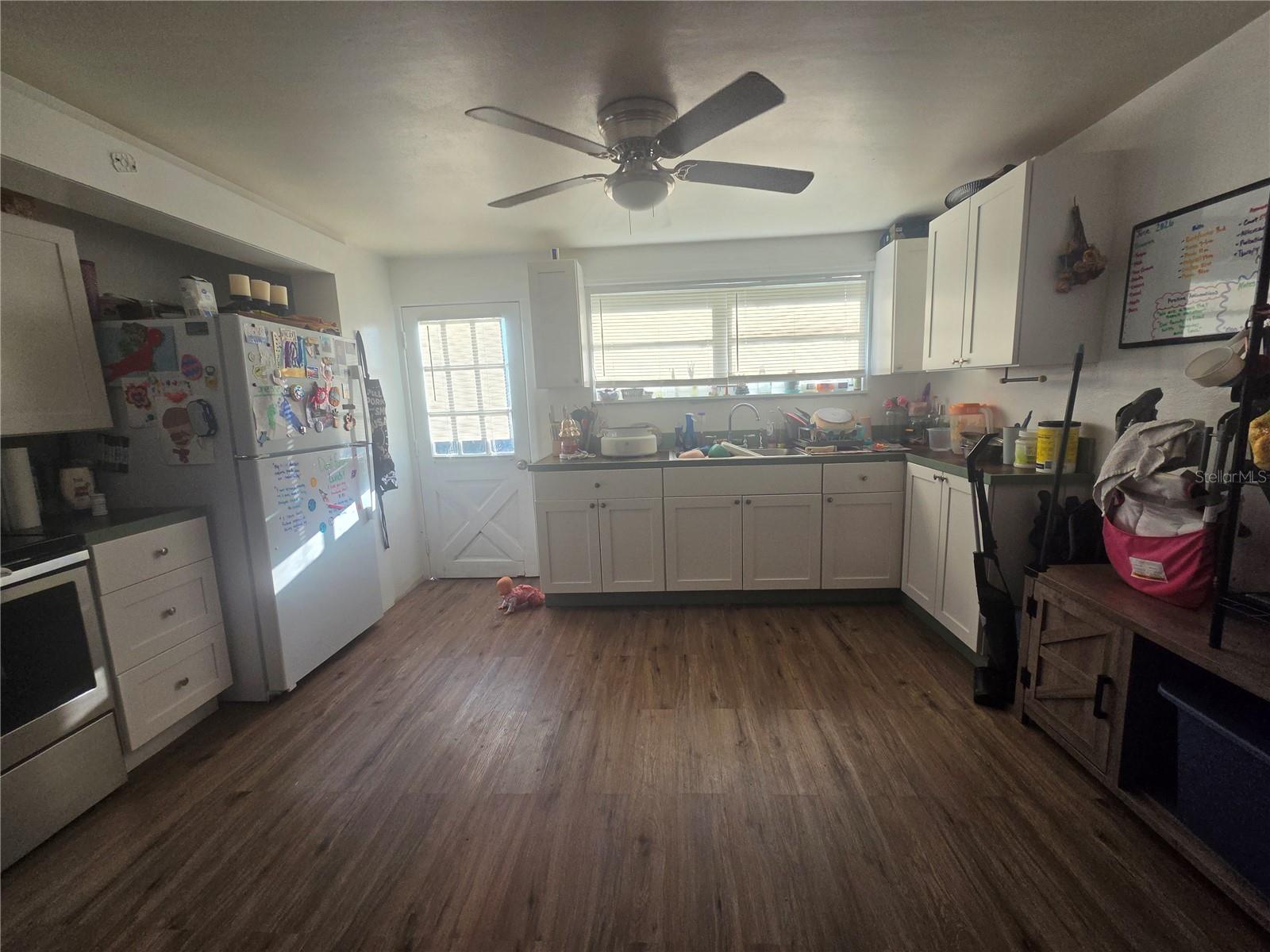 HUDSON BEACH ESTATES - Residential