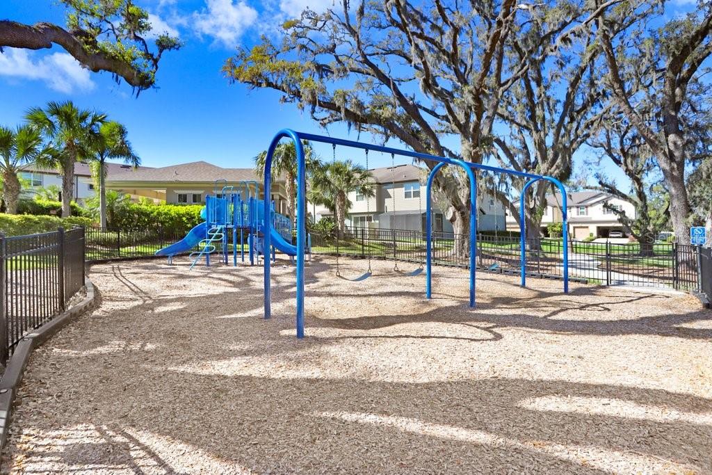 REGO PALMS - Residential