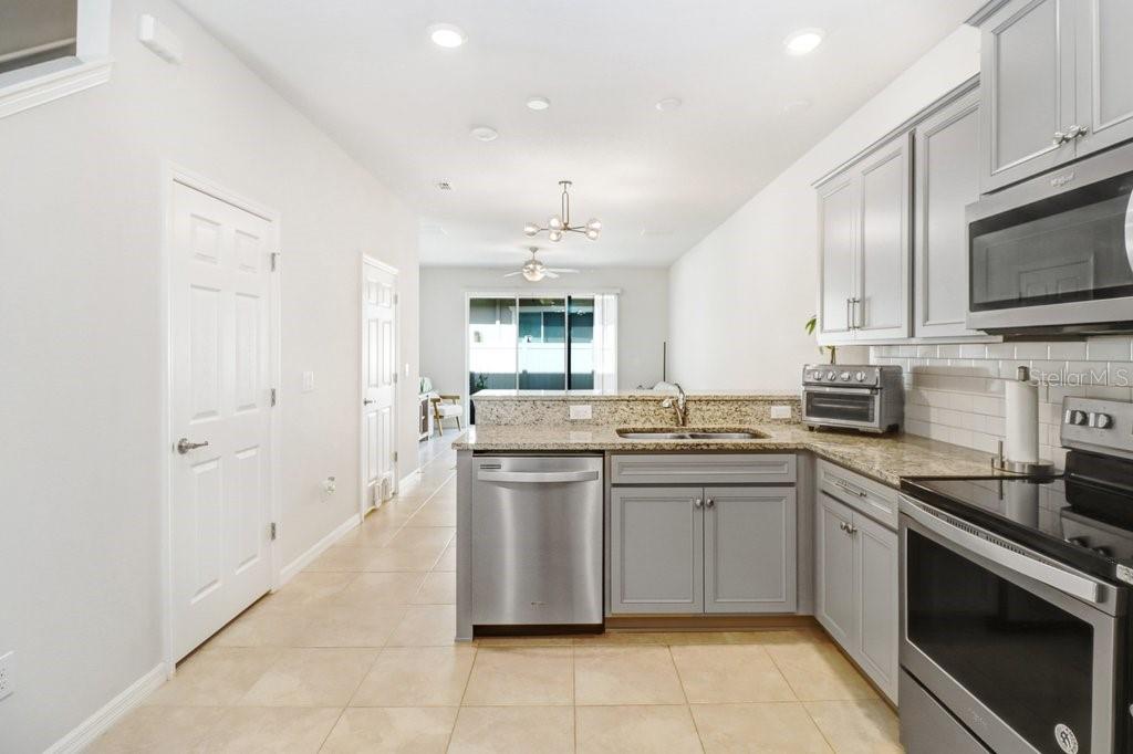 REGO PALMS - Residential