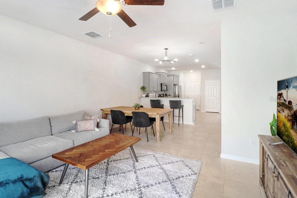 REGO PALMS - Residential