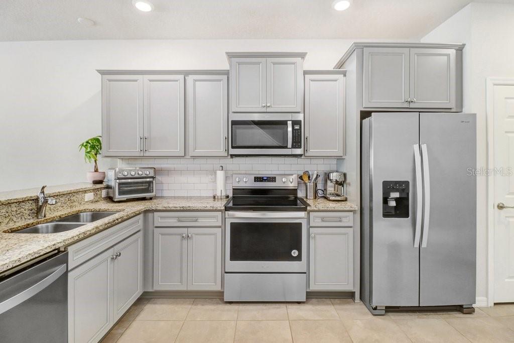 REGO PALMS - Residential