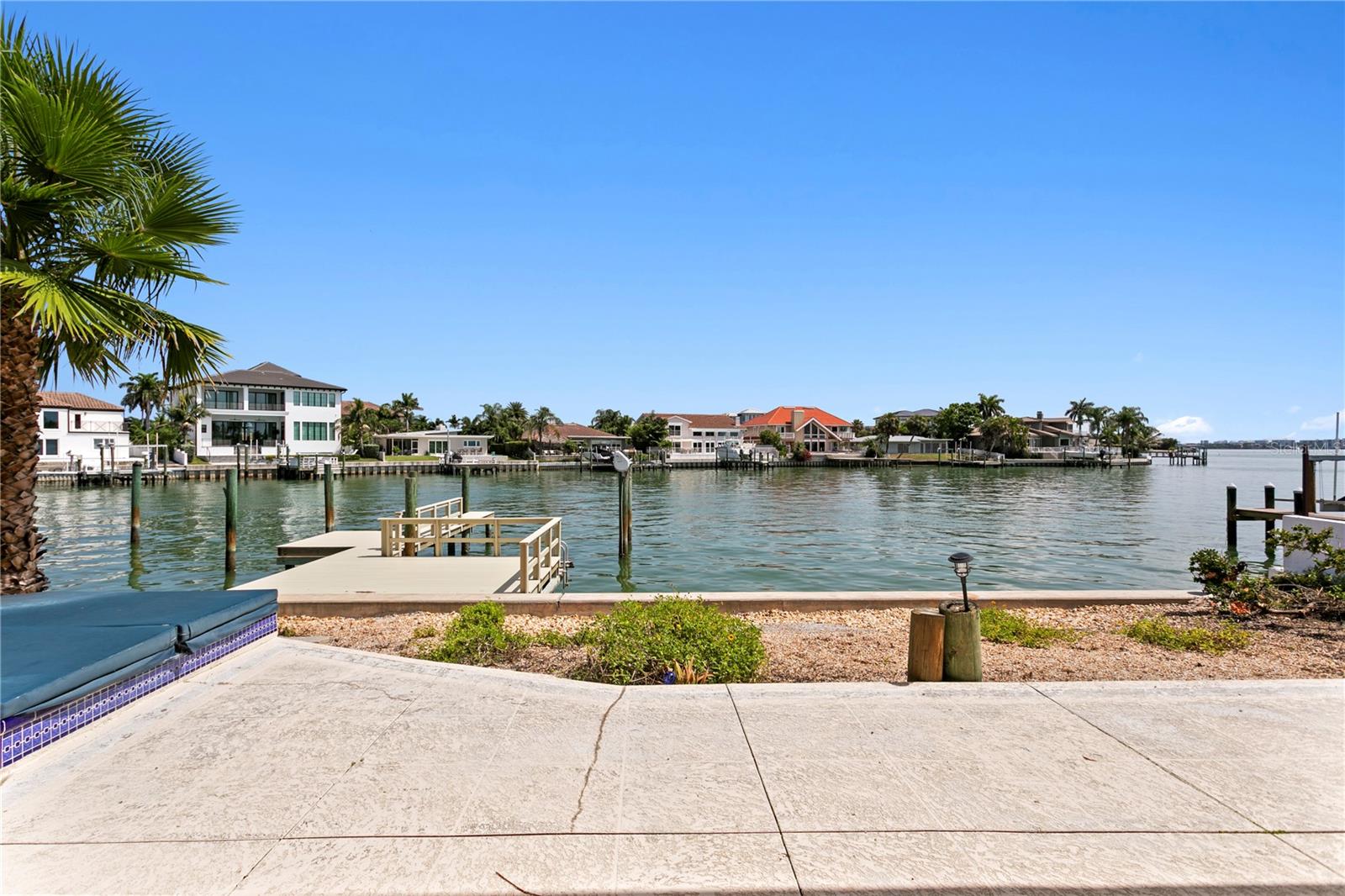 BELLEVUE ESTATES ISLAND 3RD ADD - Residential