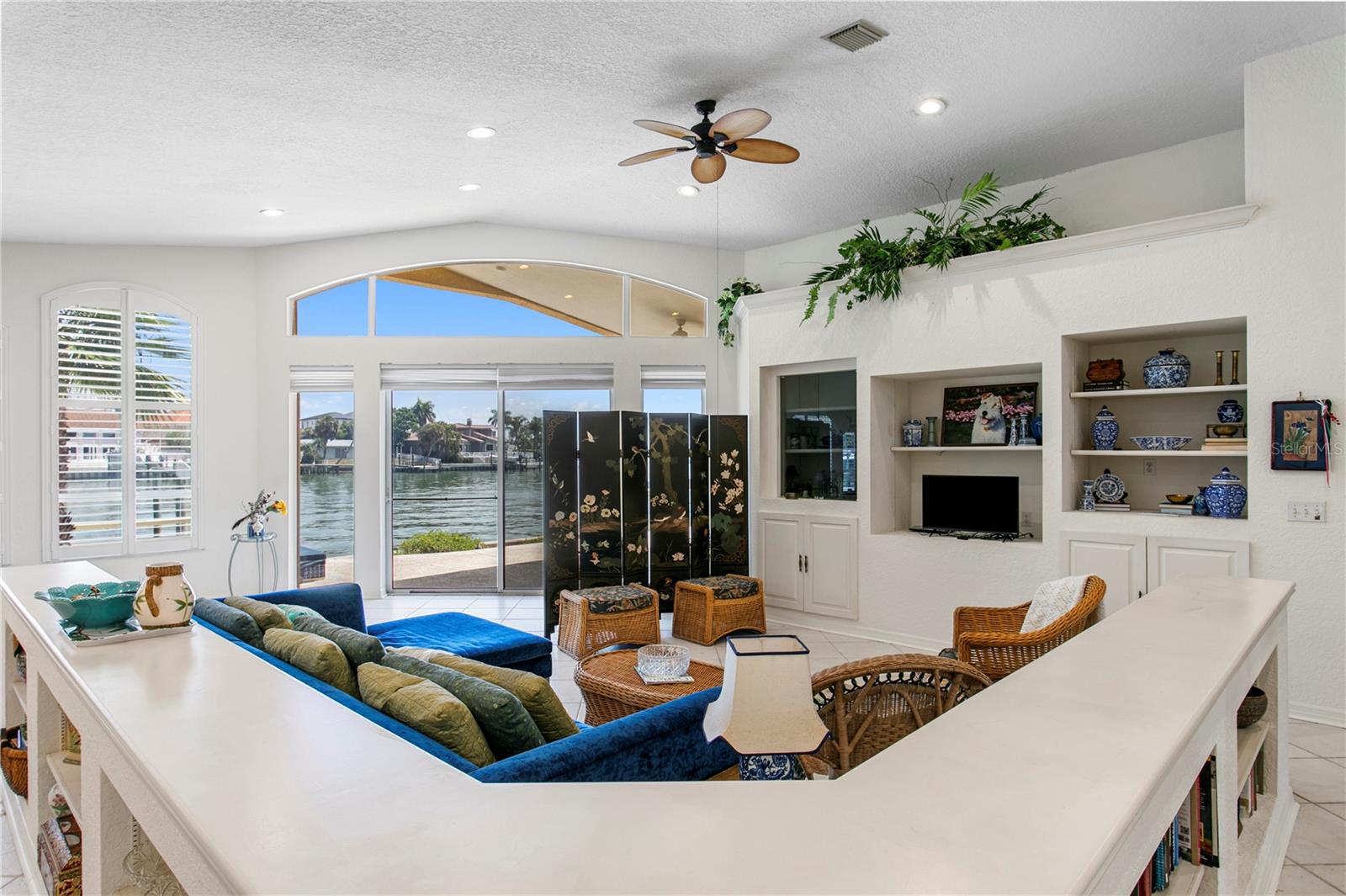 BELLEVUE ESTATES ISLAND 3RD ADD - Residential