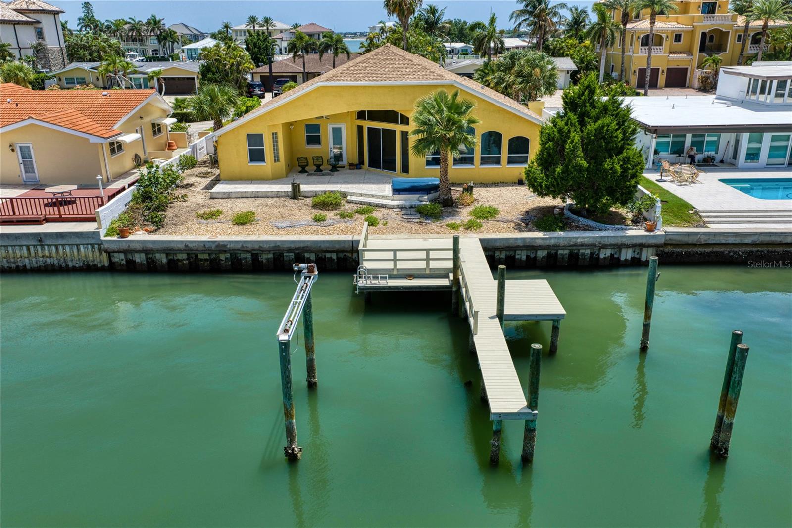 BELLEVUE ESTATES ISLAND 3RD ADD - Residential