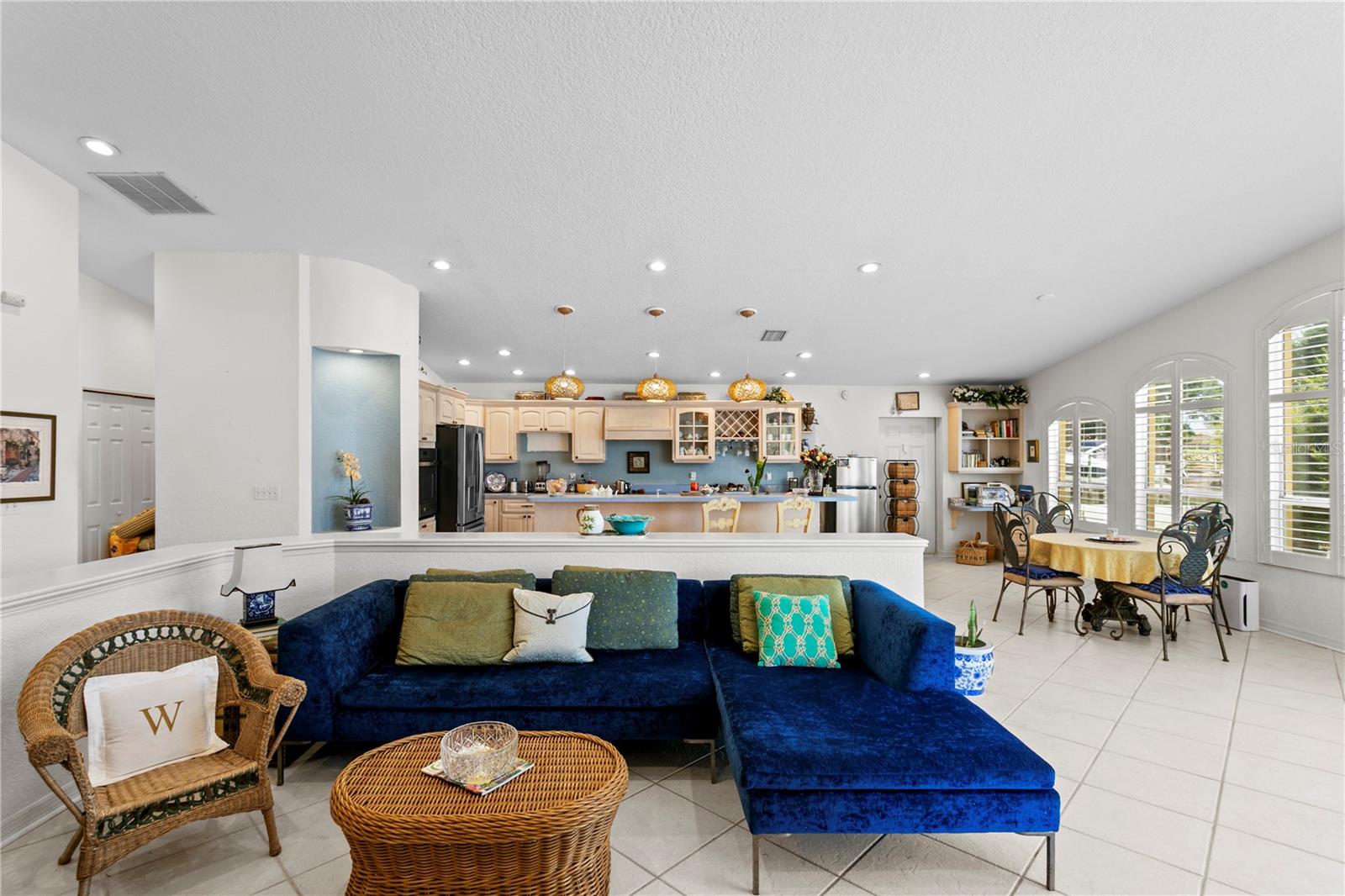 BELLEVUE ESTATES ISLAND 3RD ADD - Residential