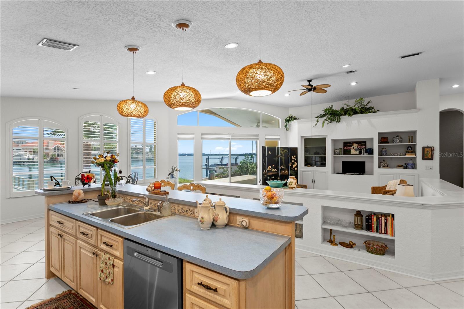 BELLEVUE ESTATES ISLAND 3RD ADD - Residential