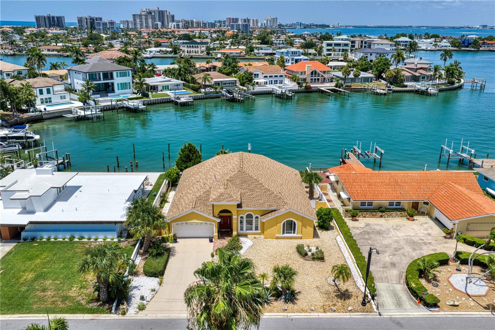 BELLEVUE ESTATES ISLAND 3RD ADD - Residential