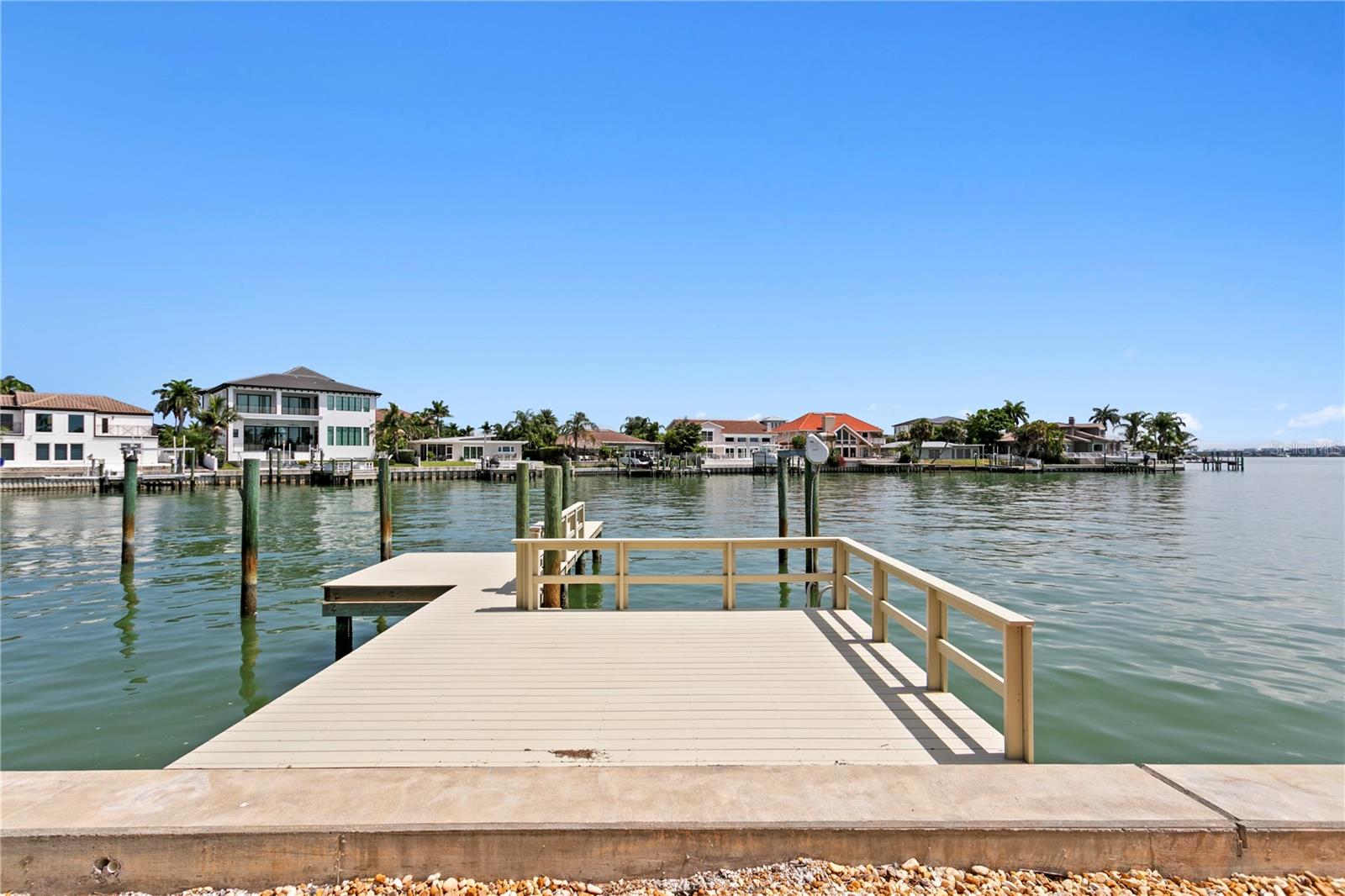 BELLEVUE ESTATES ISLAND 3RD ADD - Residential