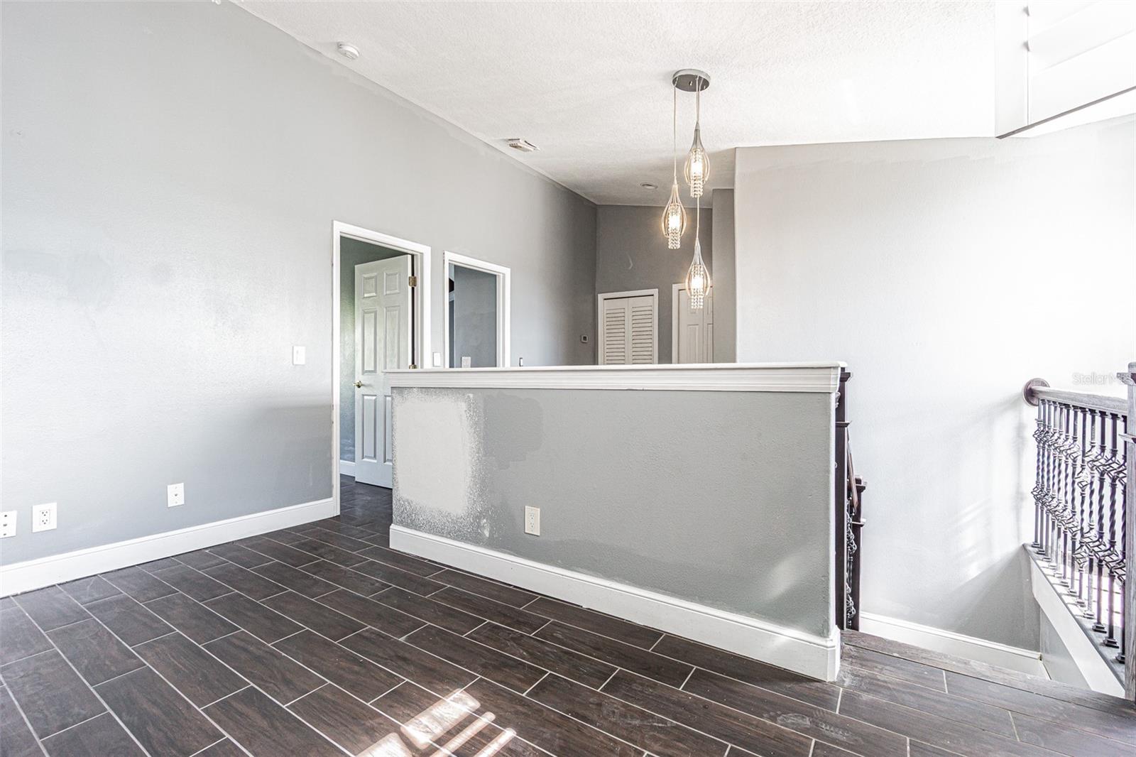 WILLOW LAKE - Residential