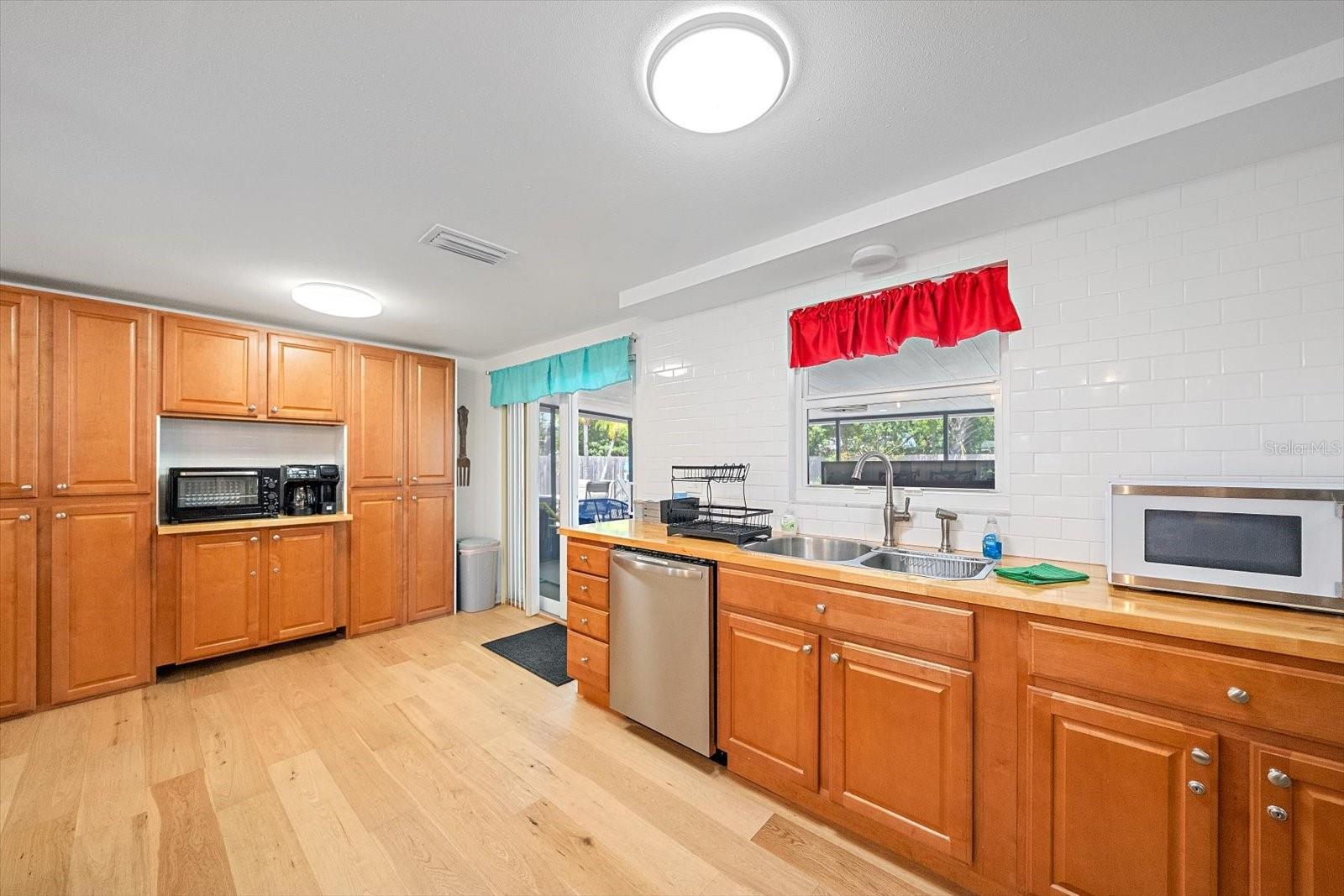 BRENTWOOD ESTATES - Residential