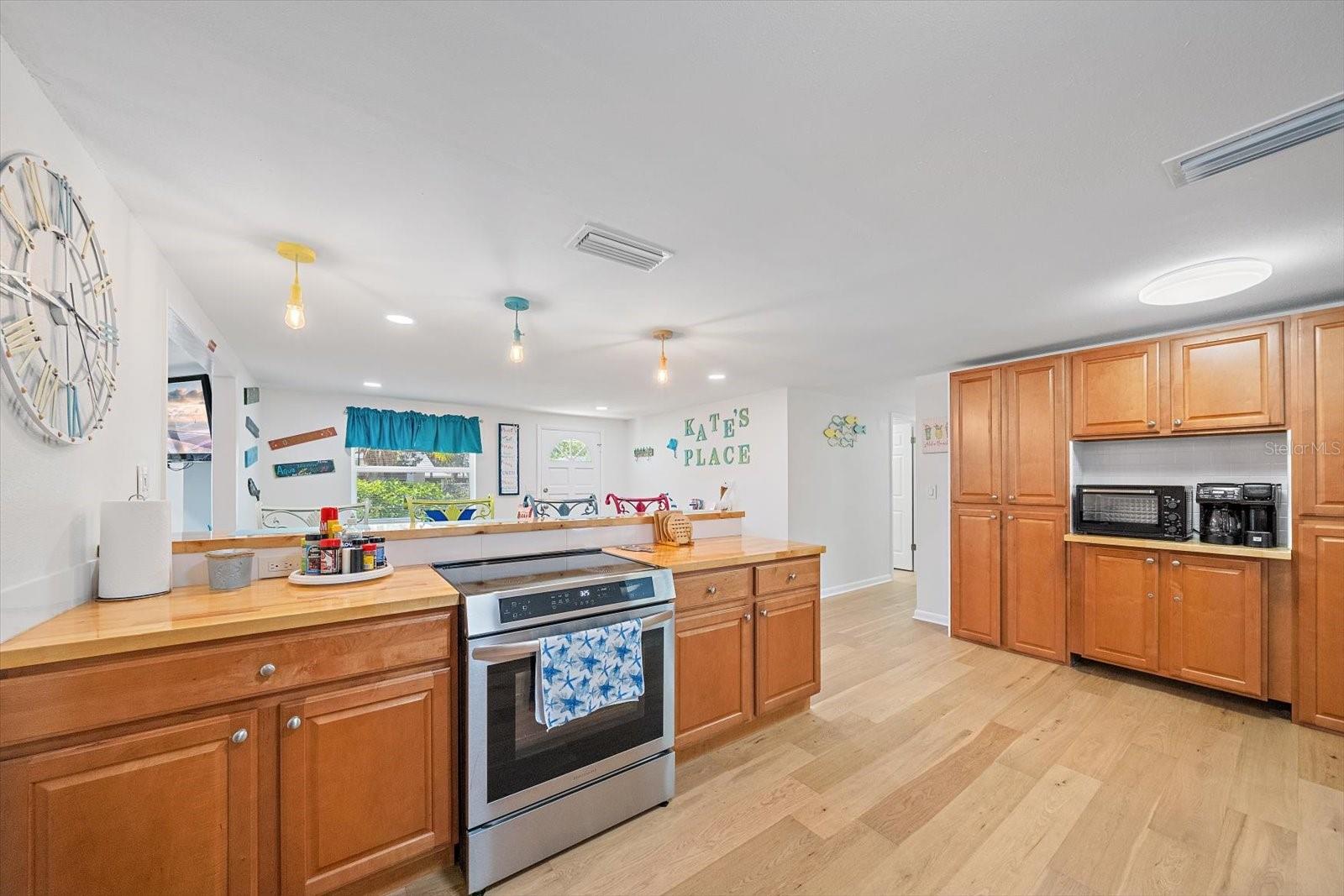 BRENTWOOD ESTATES - Residential