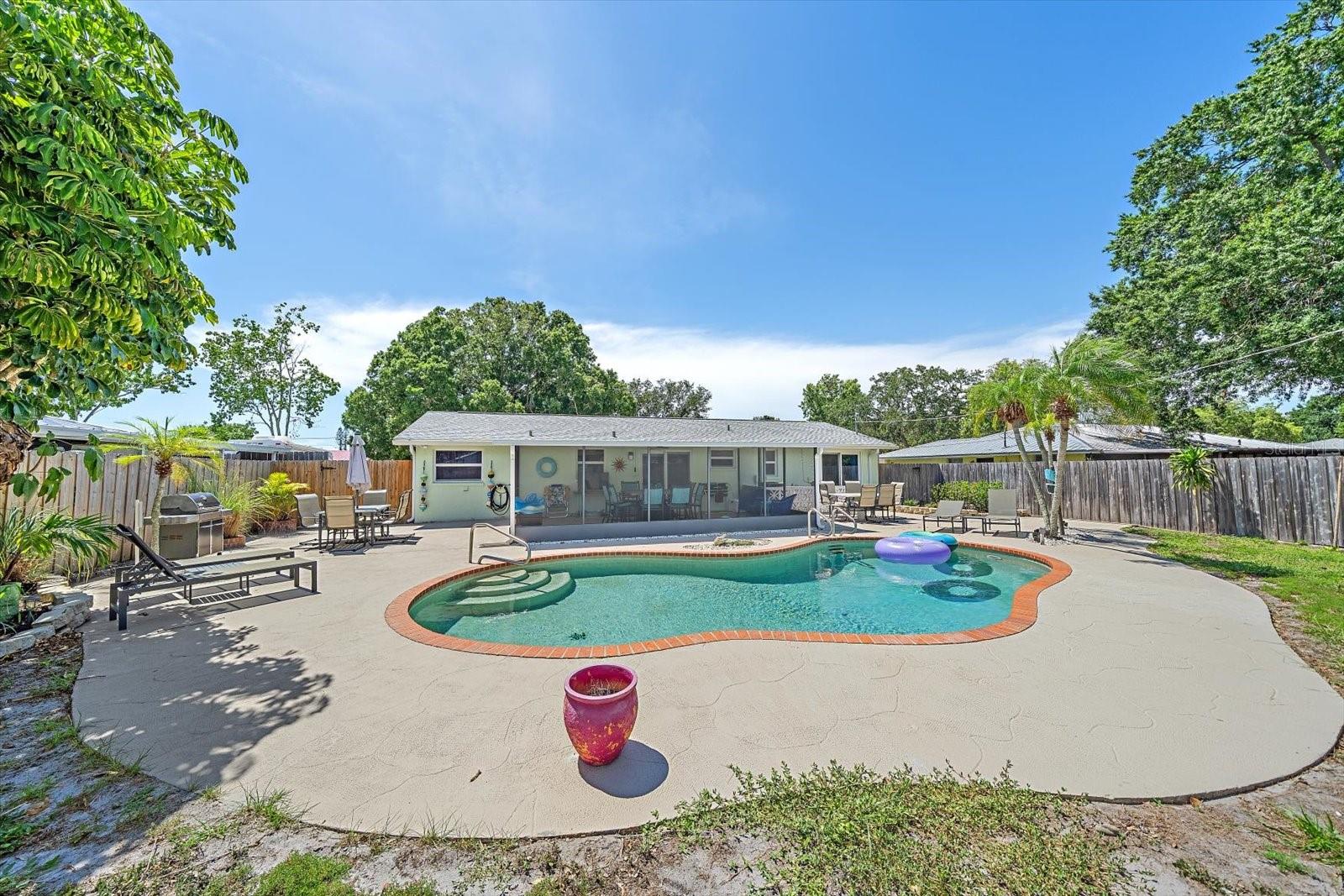 BRENTWOOD ESTATES - Residential