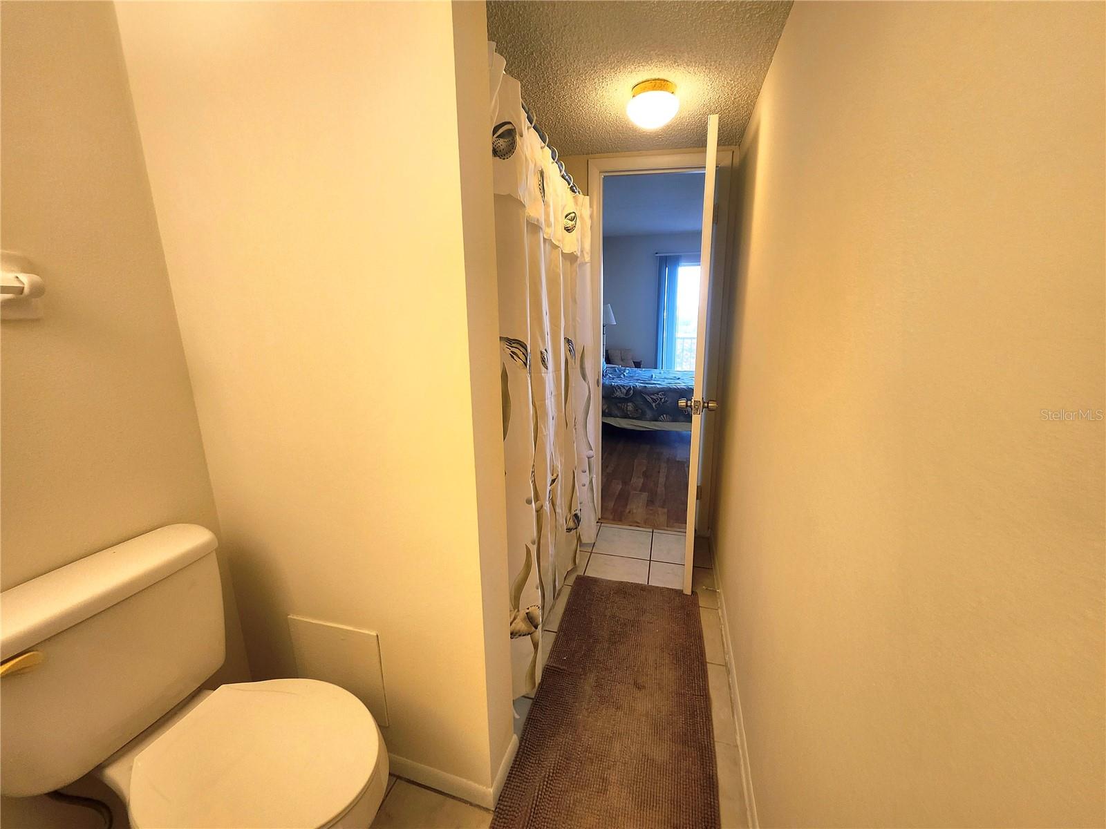 BAYSHORE ON THE LAKE APTS SEC 3 - Residential