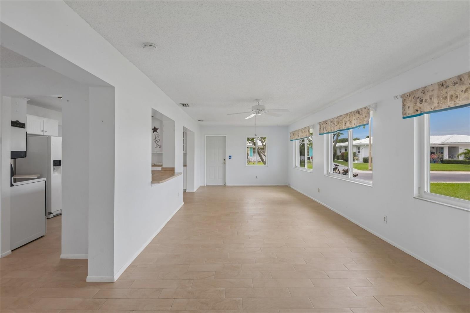 MAINLANDS OF TAMARAC BY THE GULF UNIT 4 CONDO - Residential