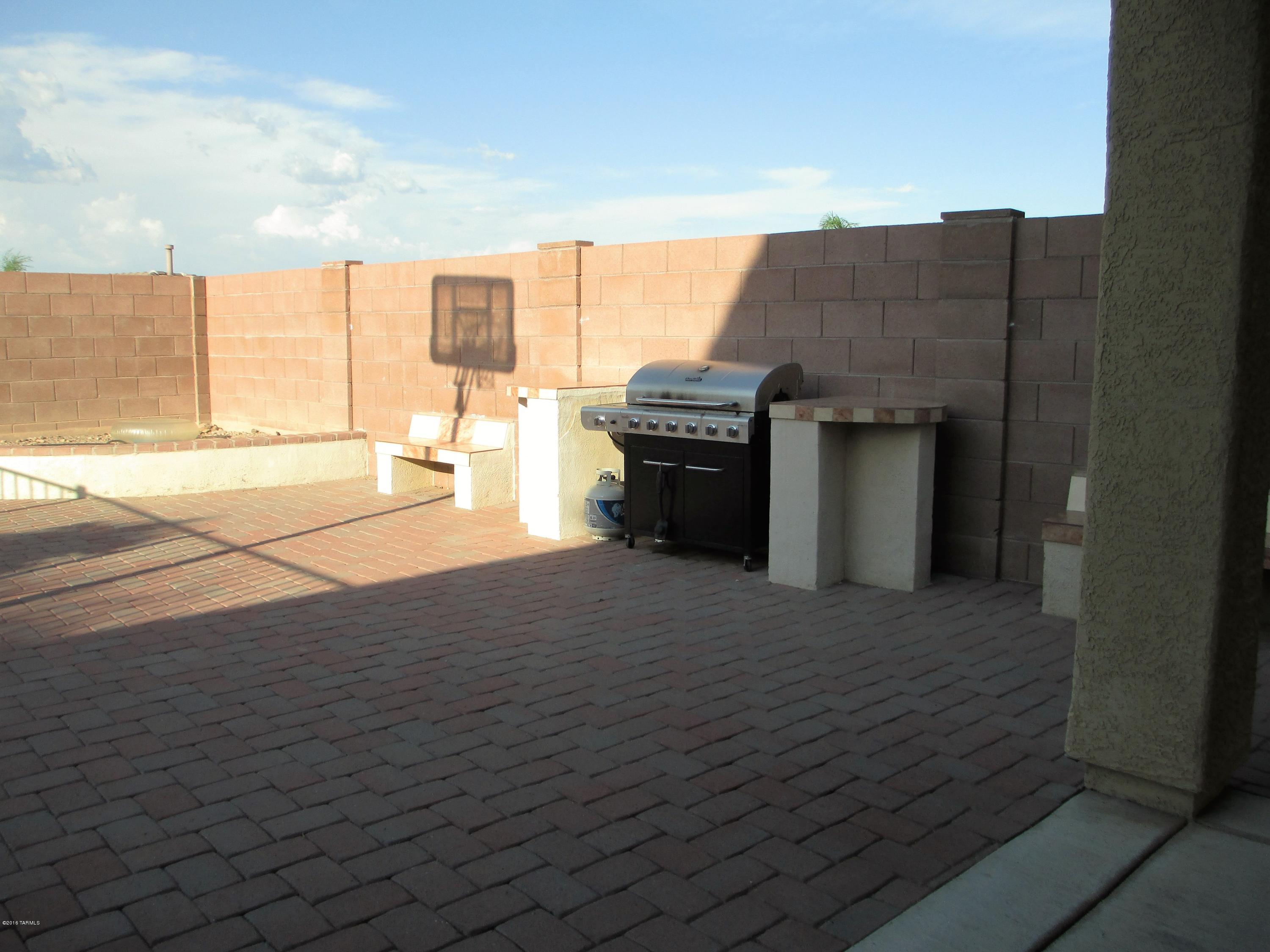 Continental Reserve Blks 17-19 (1-102) - Residential