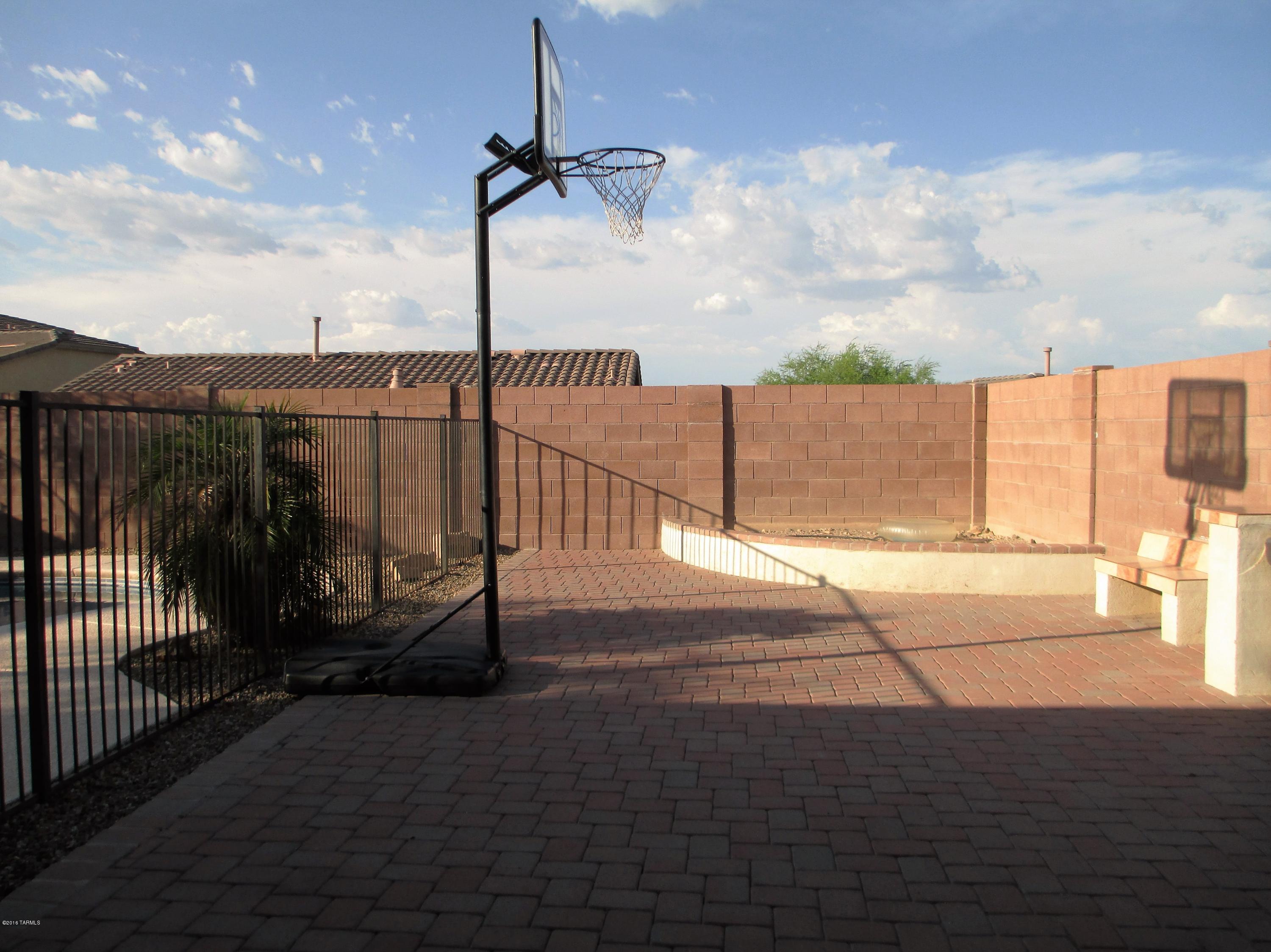 Continental Reserve Blks 17-19 (1-102) - Residential