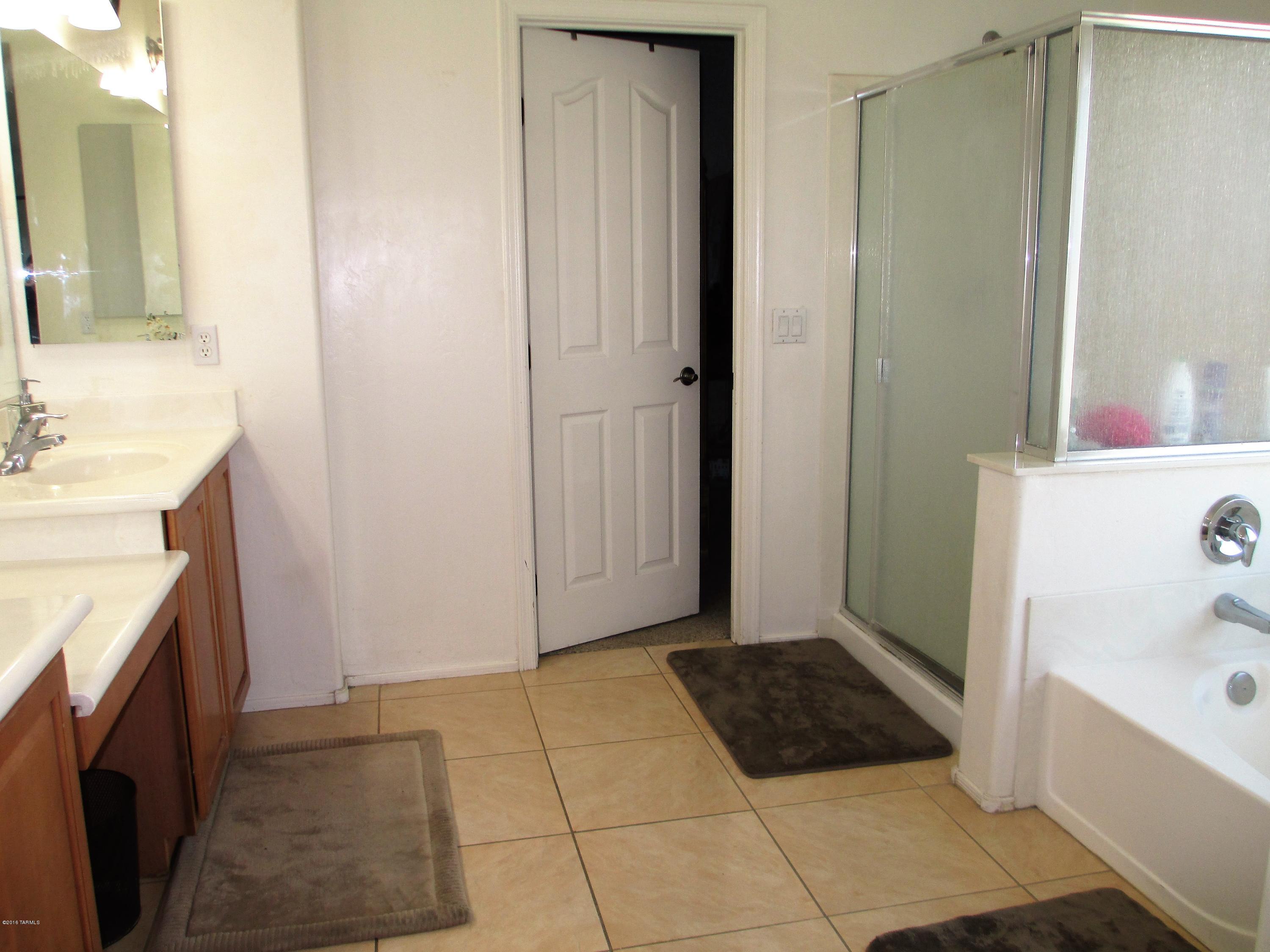 Continental Reserve Blks 17-19 (1-102) - Residential
