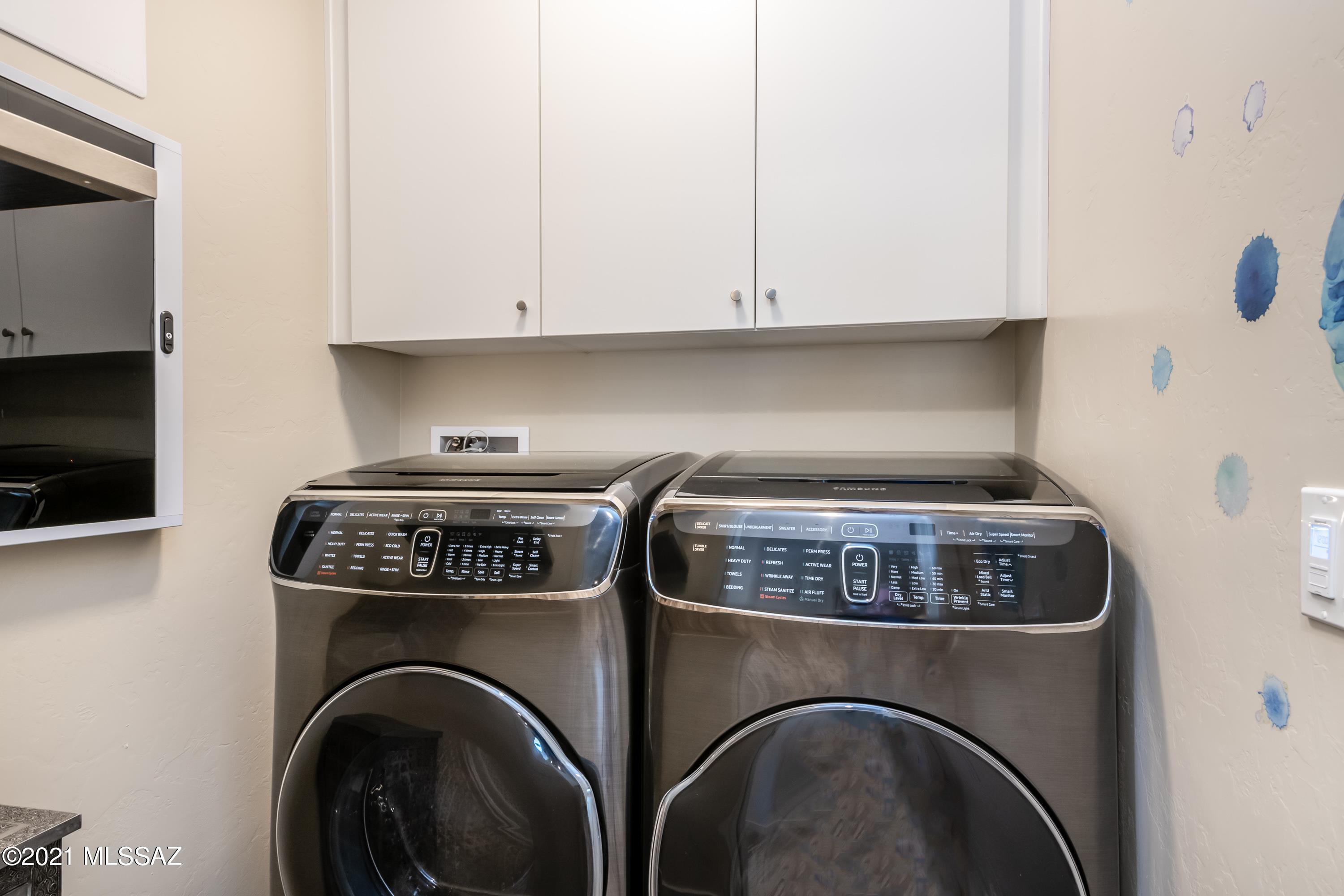 Elementary Place SQ20163230723 - Residential
