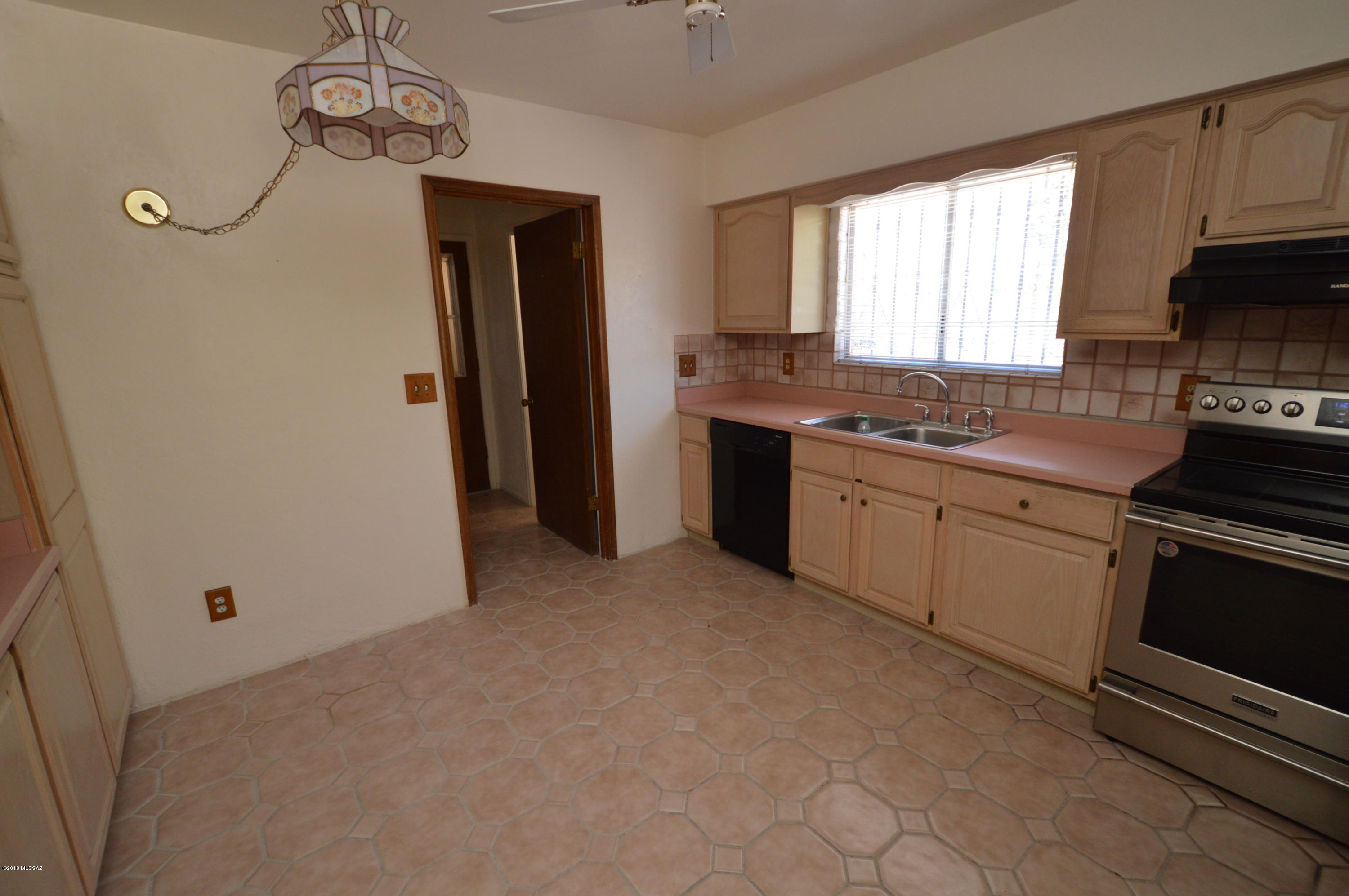 Catalina Foothills Estates NO. 7 - Residential Lease