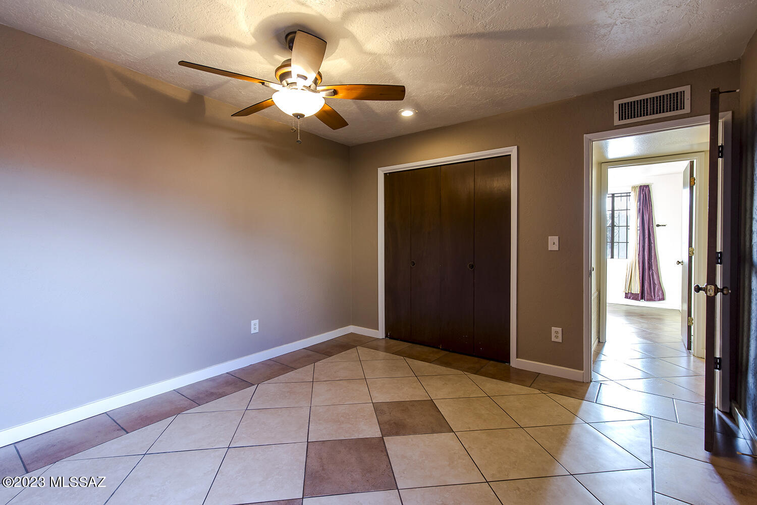 Richland Terr Condos - Residential