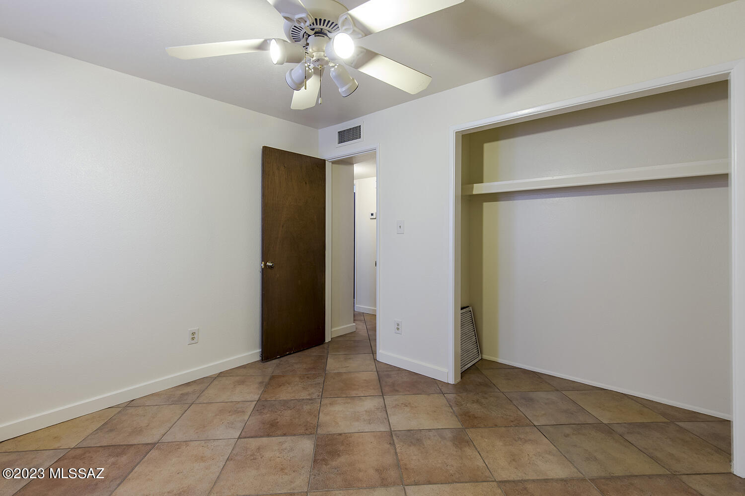 Richland Terr Condos - Residential