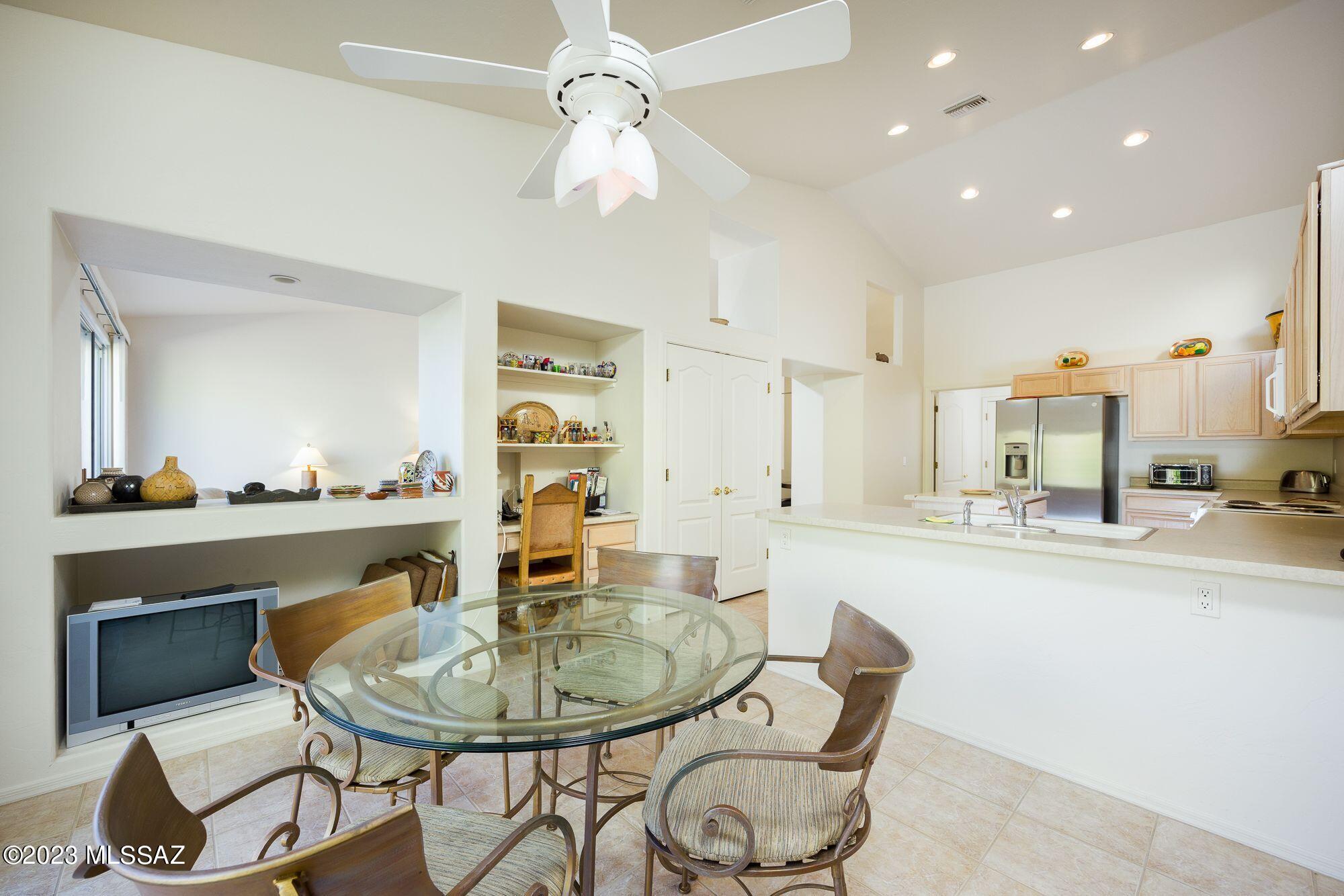 Ridge At La Reserve (The) - Residential Lease
