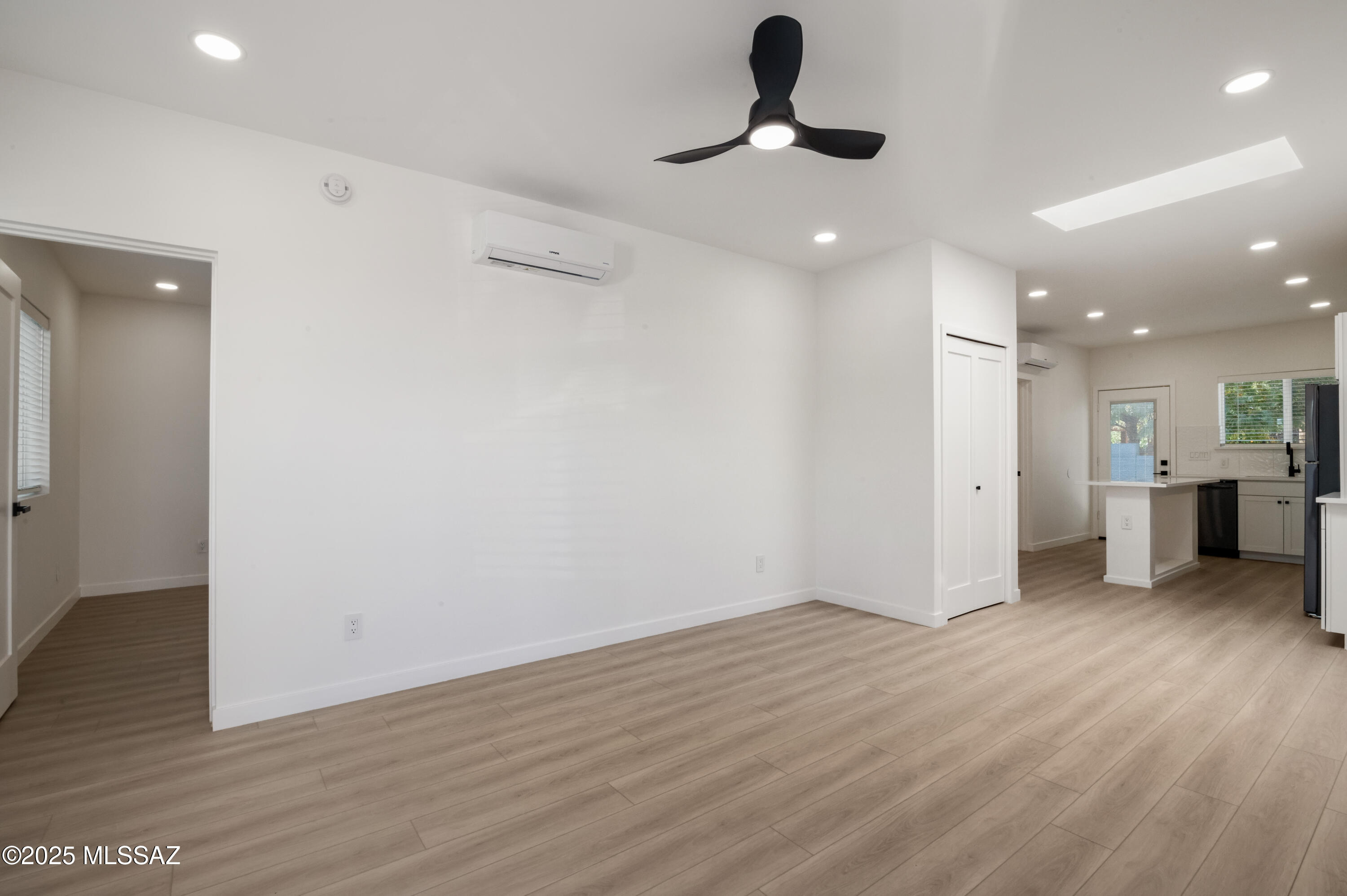 Jefferson Park Addition - Residential Lease
