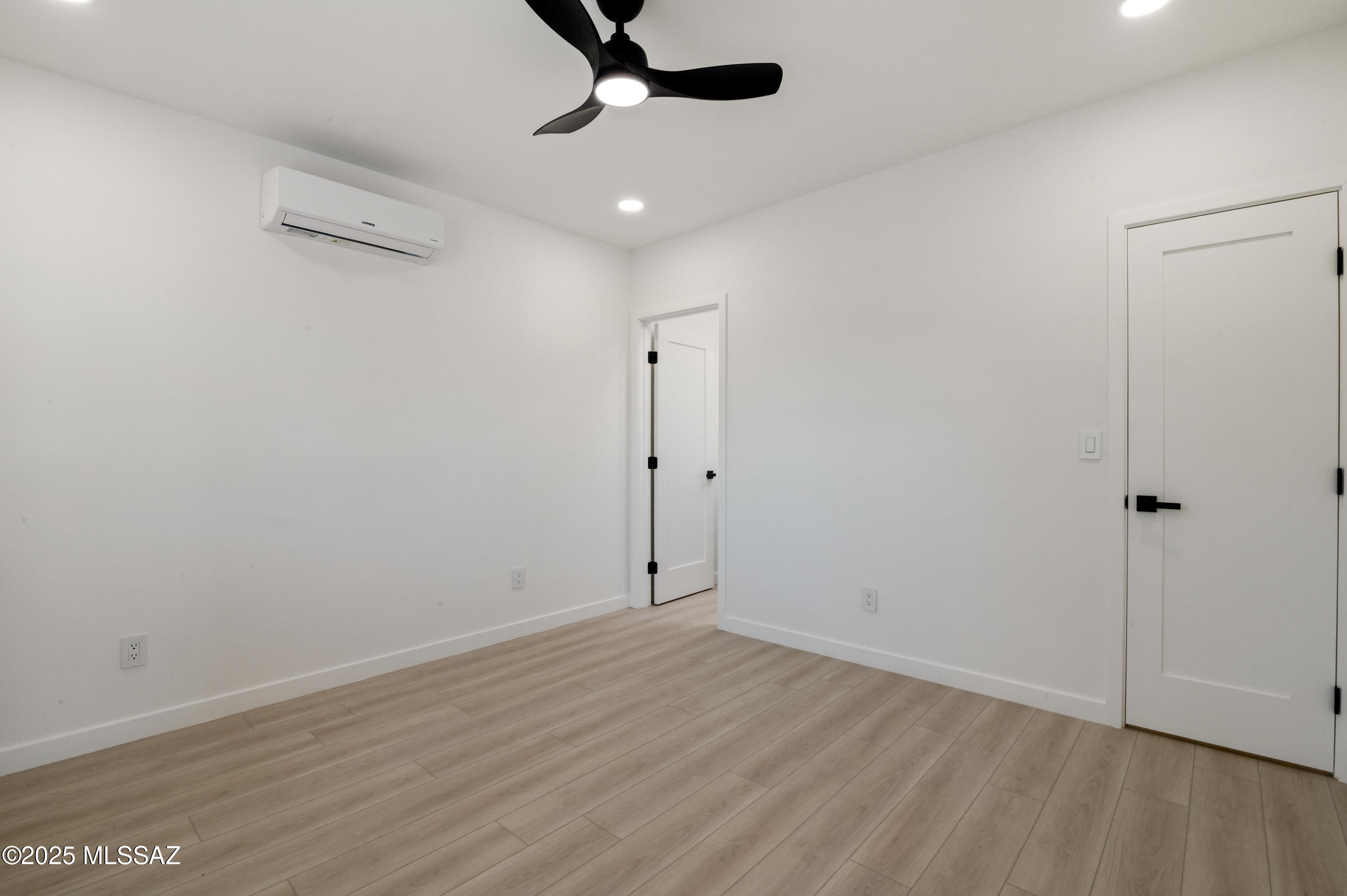 Jefferson Park Addition - Residential Lease