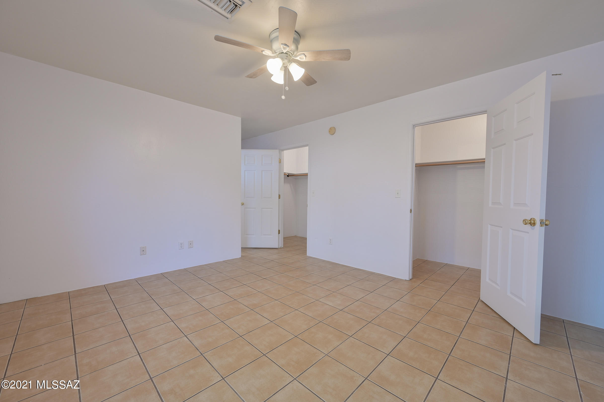 Pueblo Norte (1-21) - Residential