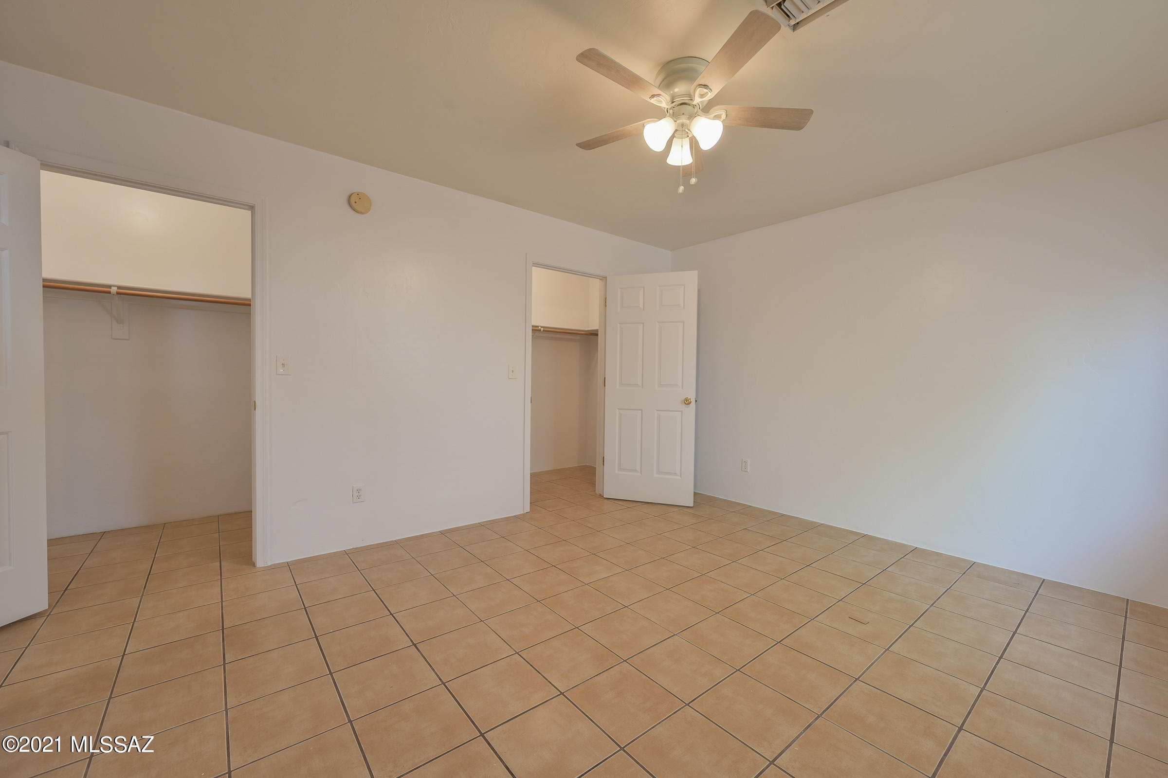 Pueblo Norte (1-21) - Residential