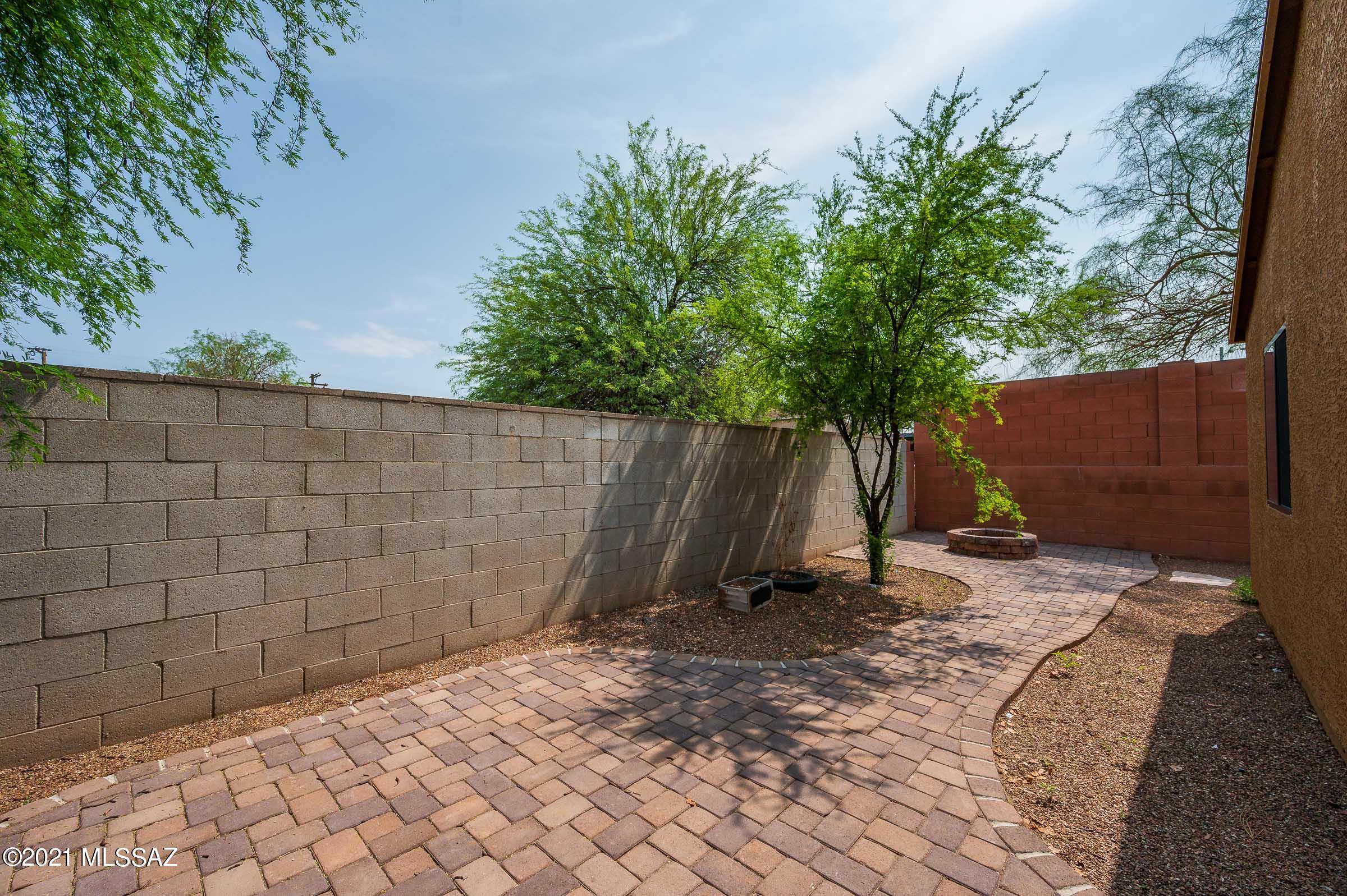Pueblo Norte (1-21) - Residential