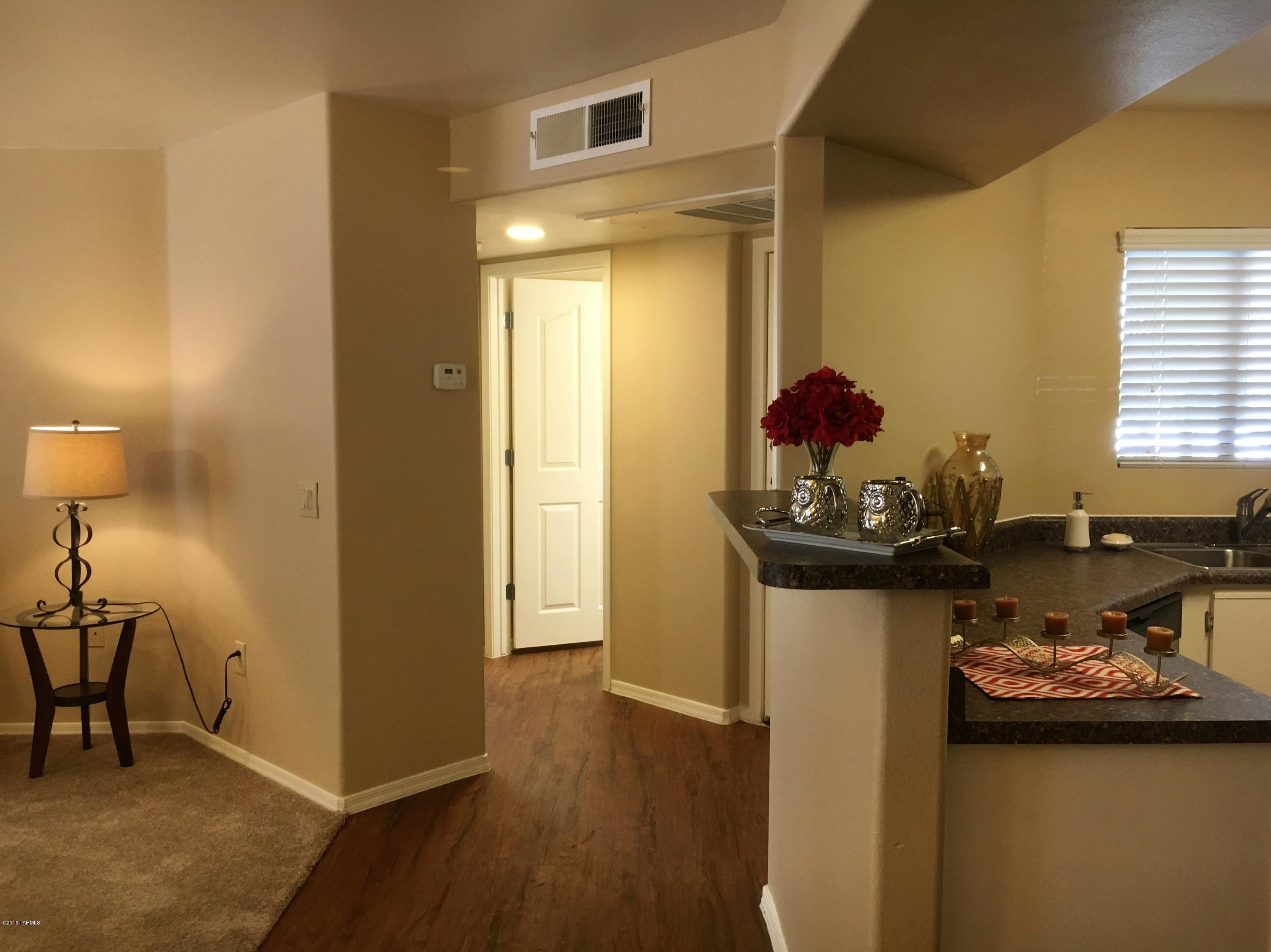 Veranda at Ventana Condominiums - Residential