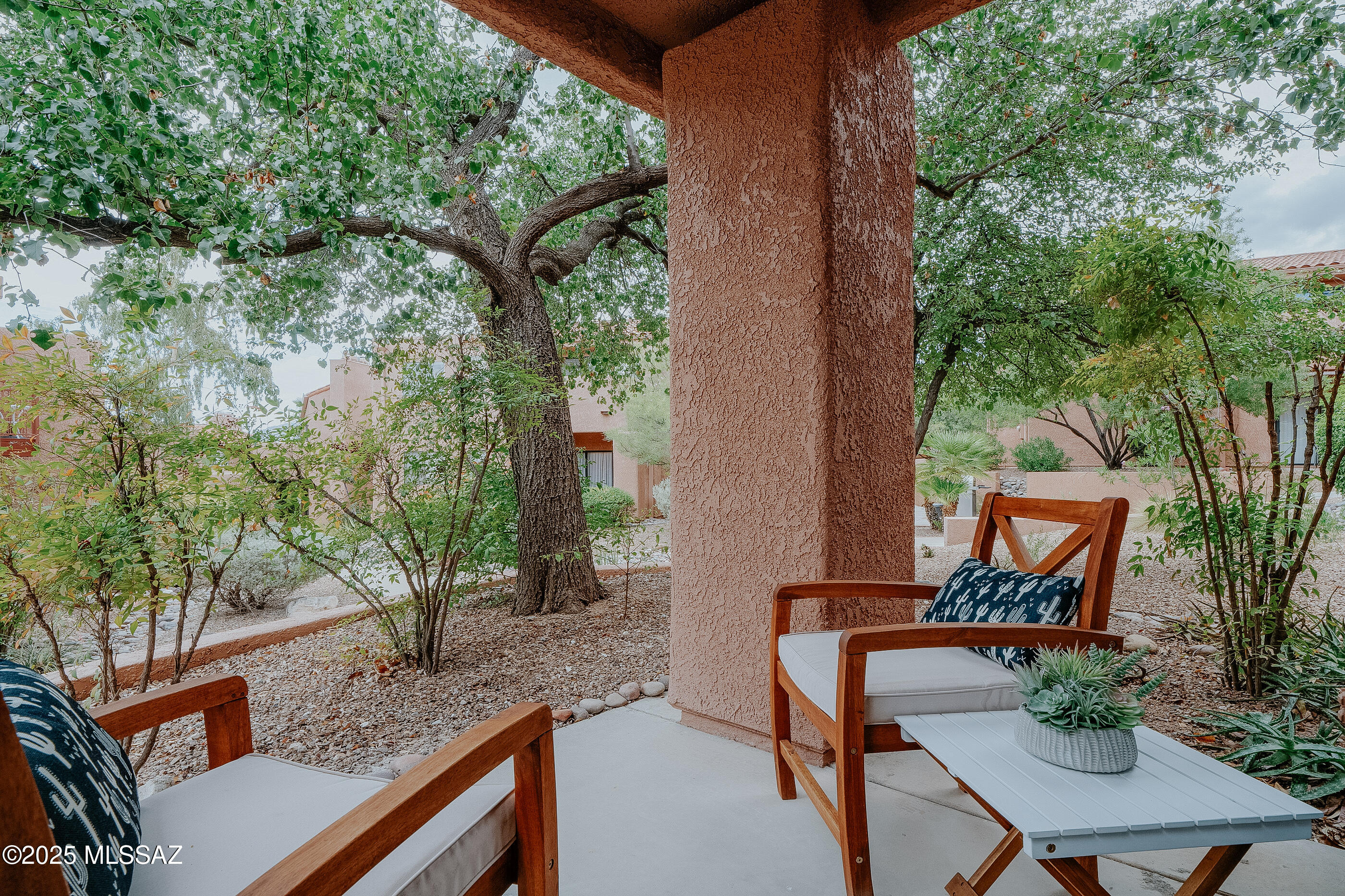 Ventana Vista Condominiums - Residential
